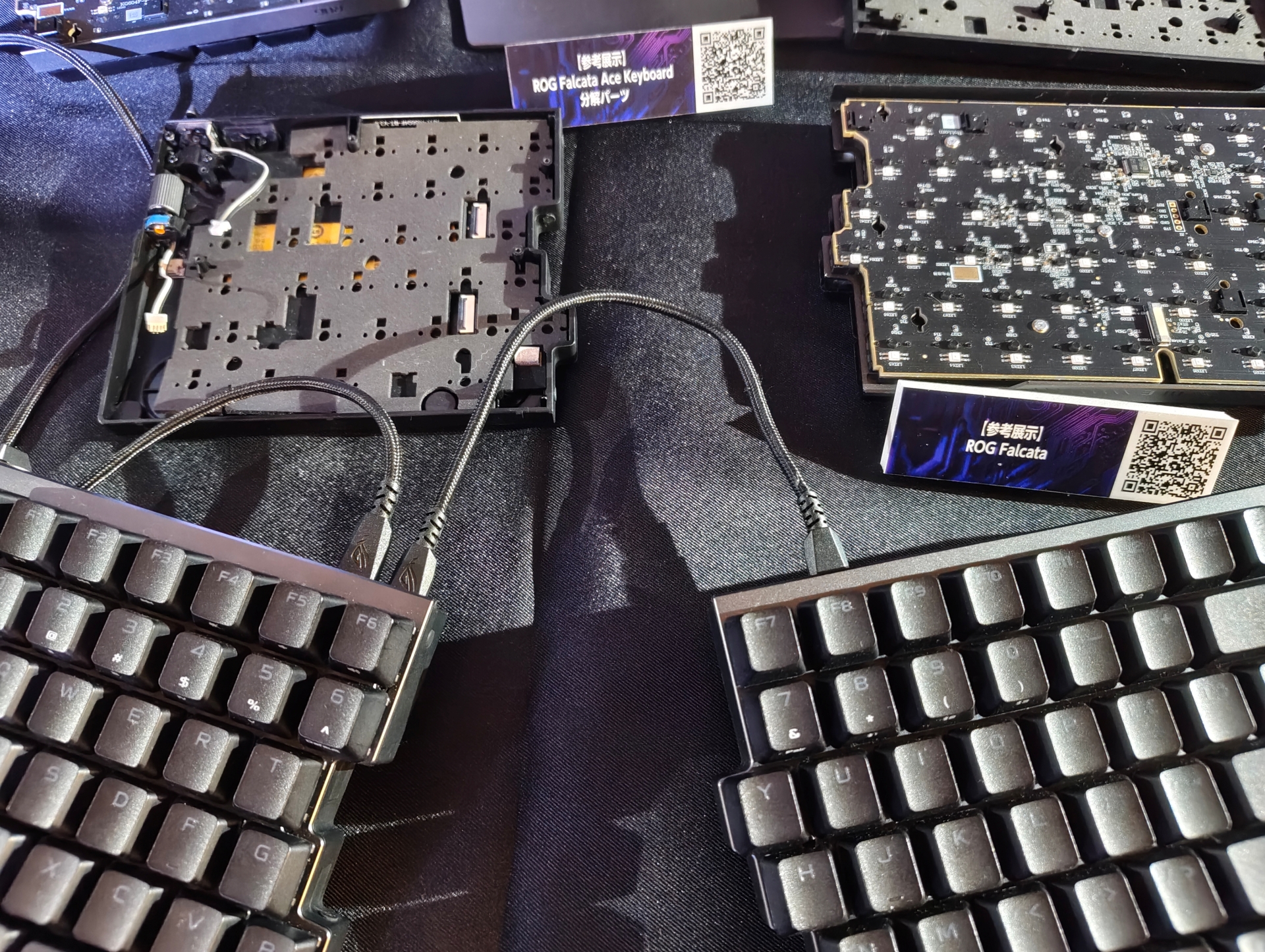 内部の状態なども展示されていた。「COMPUTEX TAIPEI 2025」展示時は具体的な情報がなかったが、8月頃の発売を目指して調整を行なっているようだ