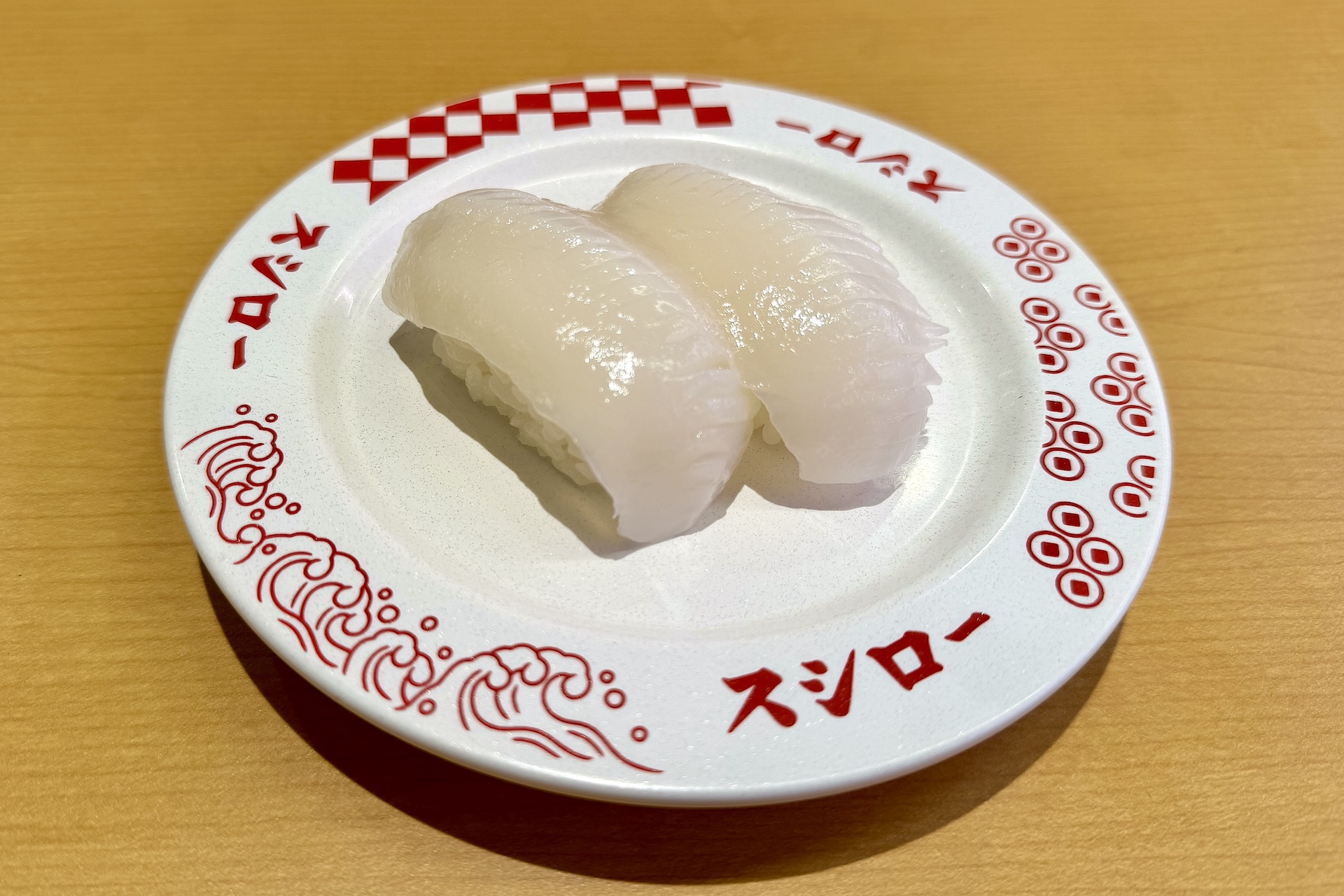 「ムラサキイカ」 価格：120円〜 販売期間：6月25日〜7月13日 販売予定総数156万食が完売次第終了