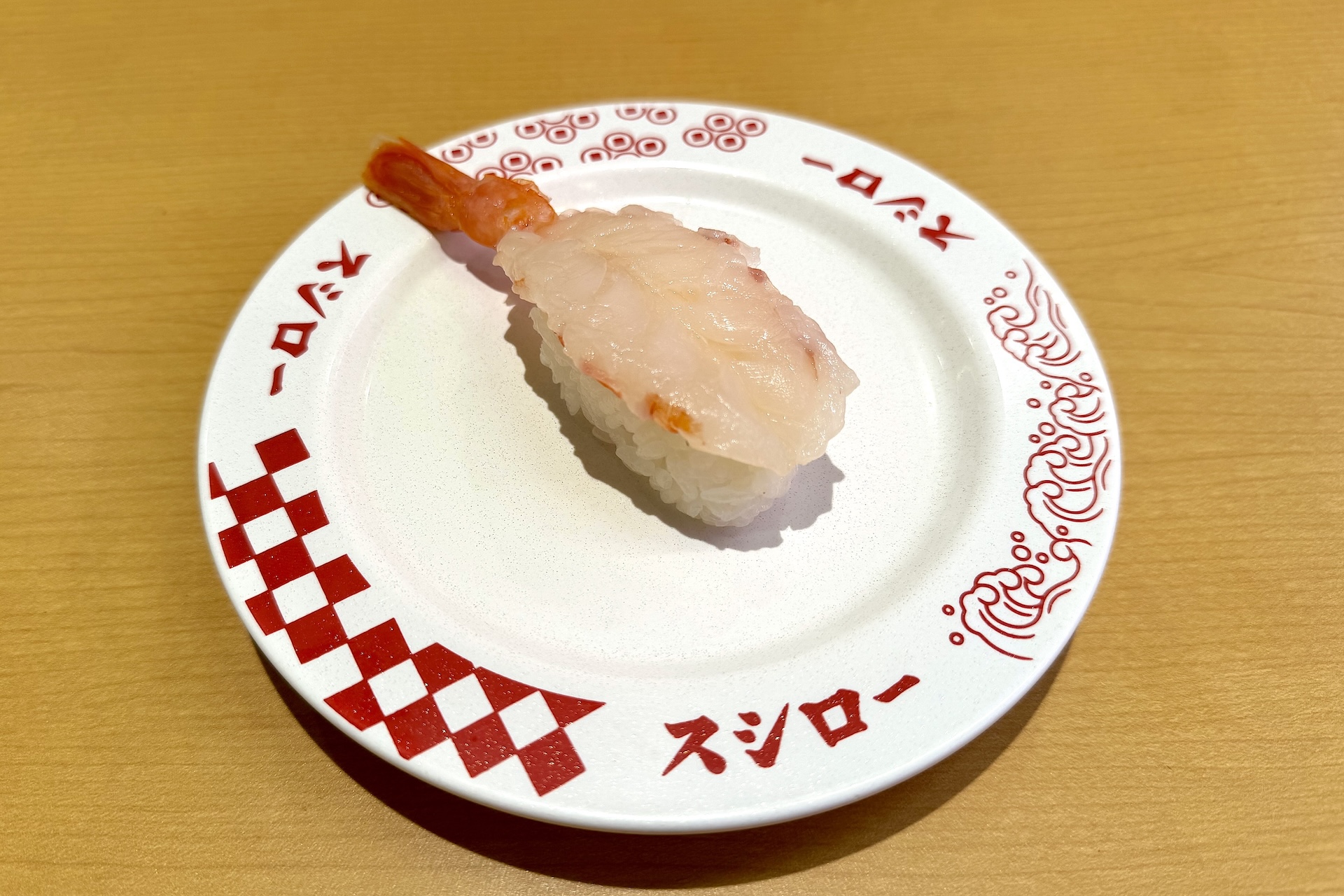 「天然赤えび」 価格：100円〜 販売期間：6月25日〜7月13日 販売予定総数360万食が完売次第終了