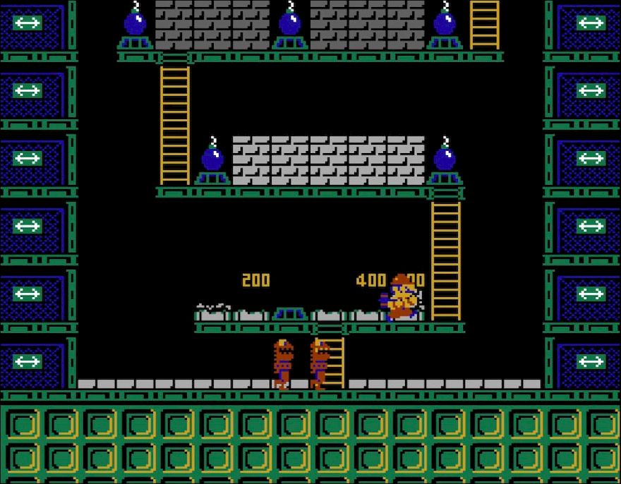 爆弾を叩くと、左右のライン上にあるすべての壁にハンマー1回分のダメージを与えることができる