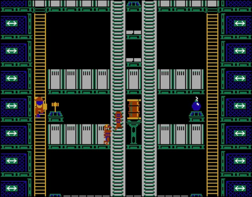 ステージ6より。写真の順で爆弾を3個壊すとゴールデンハンマーが出現する