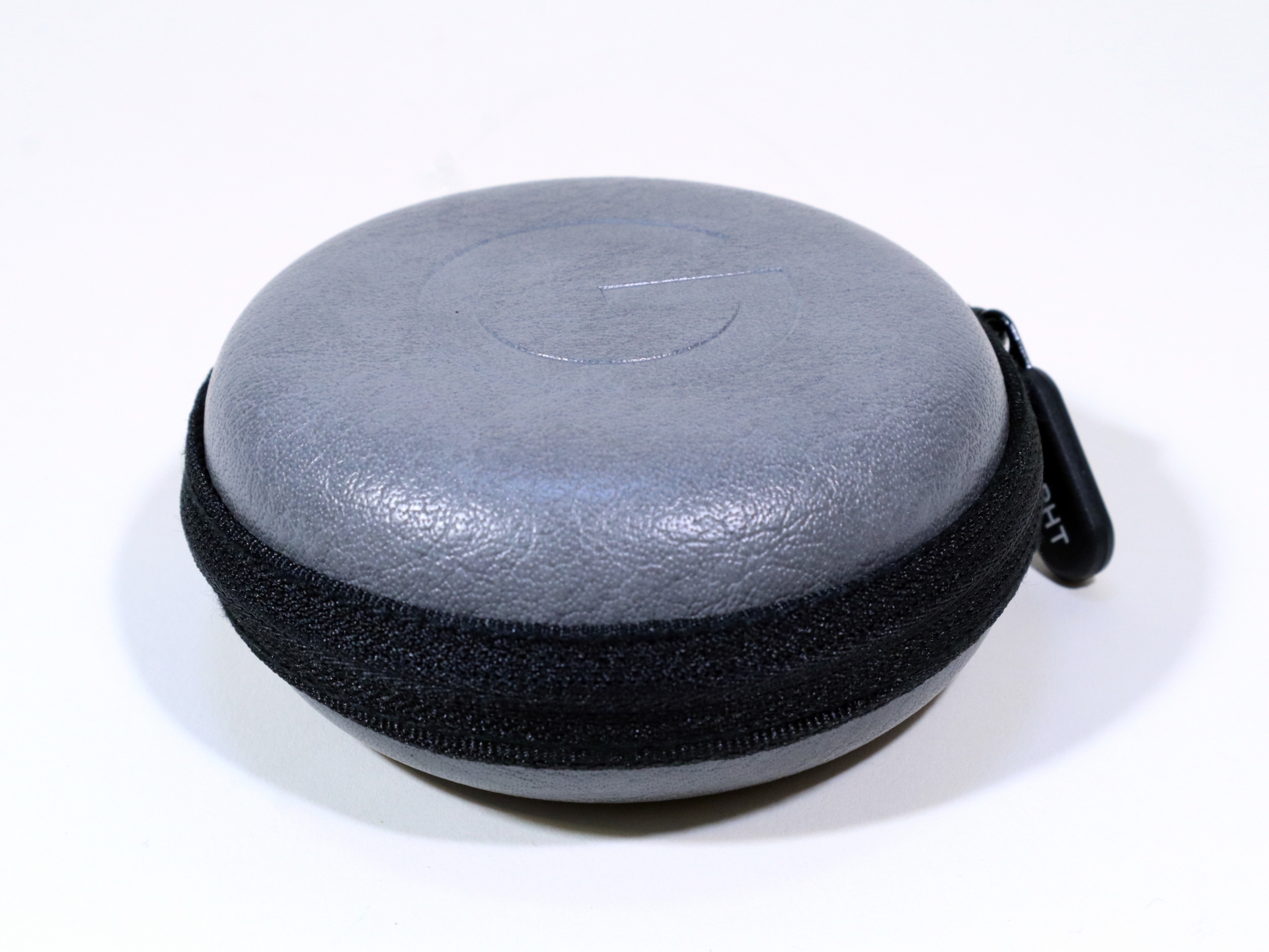 セミハードキャリングケース