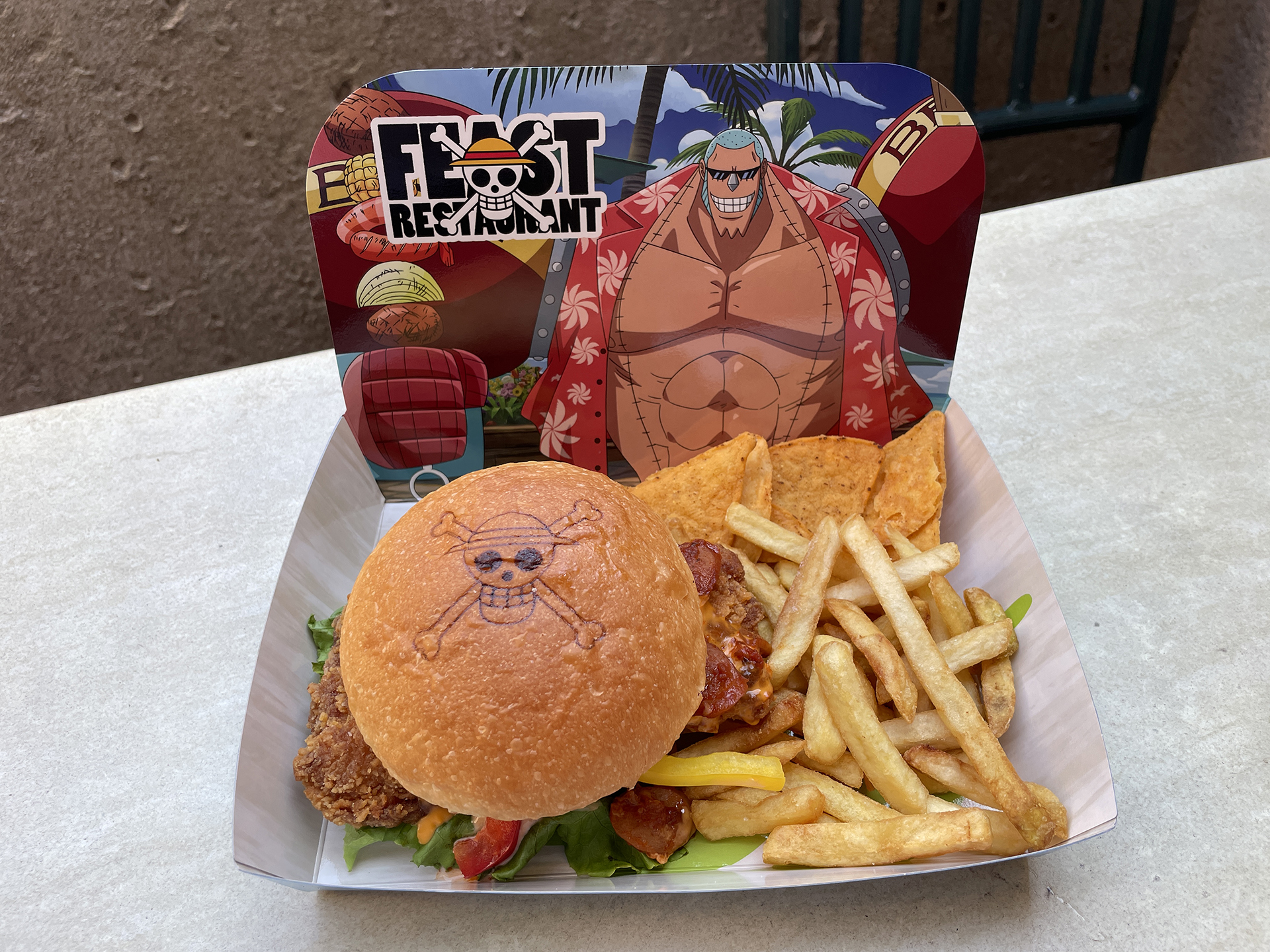 フランキーのケイジャン・フライドチキンバーガーセット