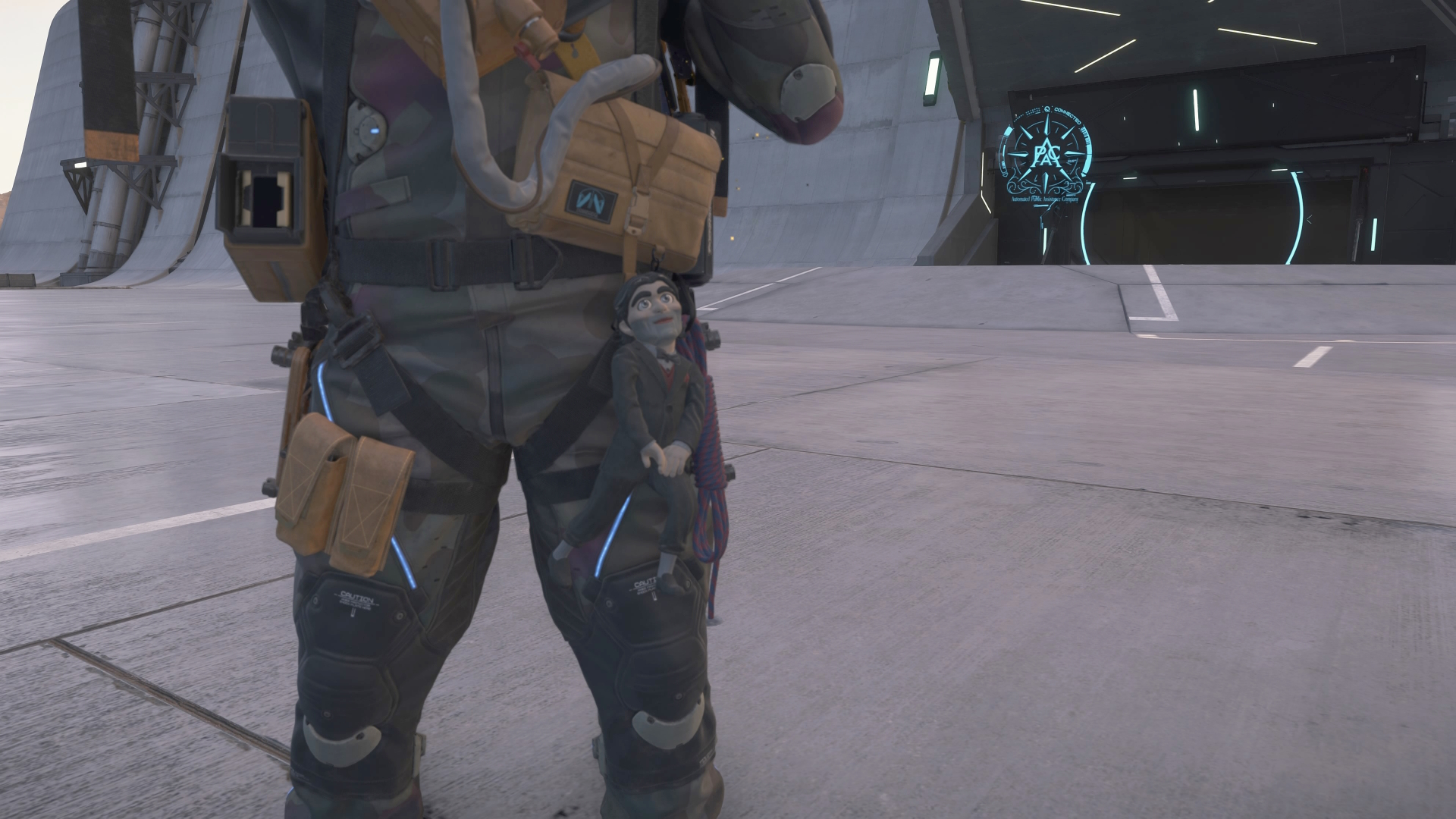 ドールマンだけでもおよそ50種ほどのポーズが存在。前作に引き続き手の込んだフォトモードとなっている