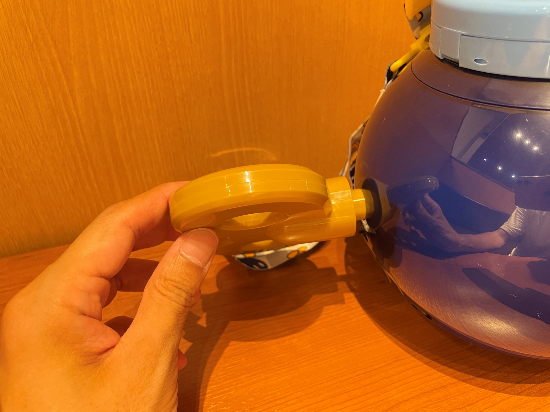 背中のゼンマイは回せる