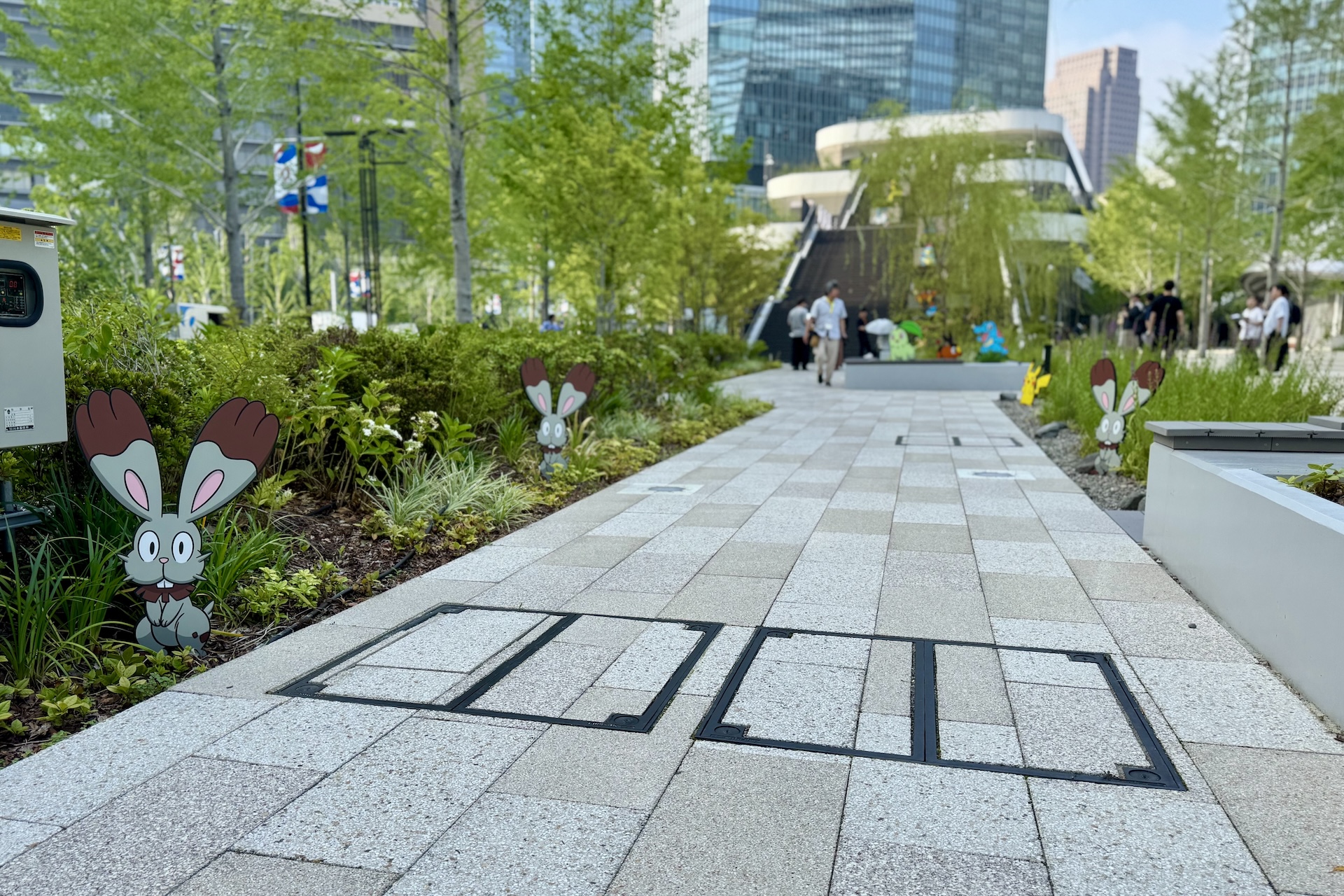 こちらはうめきたグリーンプレイスにある大階段周辺