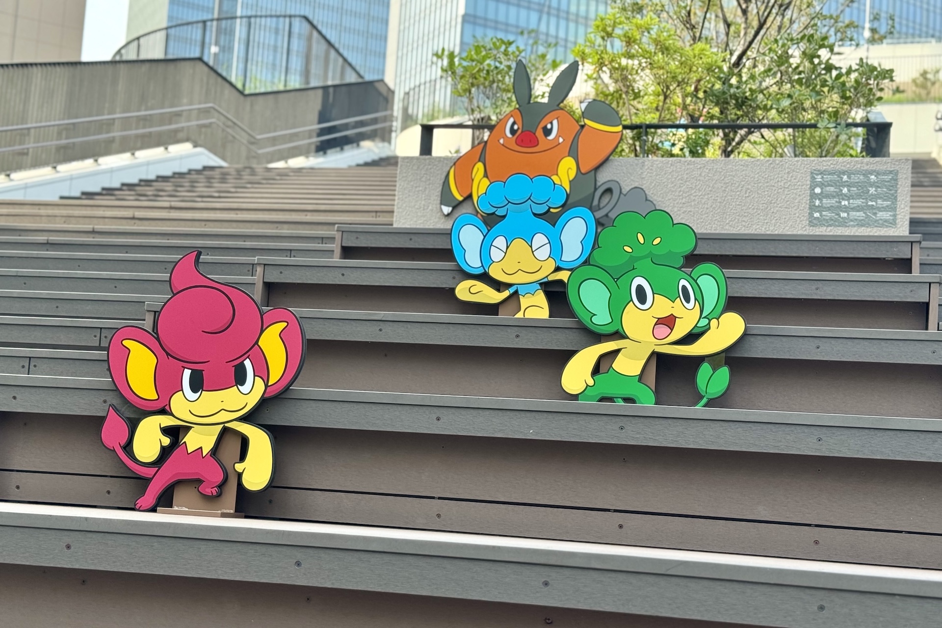 こちらはうめきたグリーンプレイスにある大階段周辺