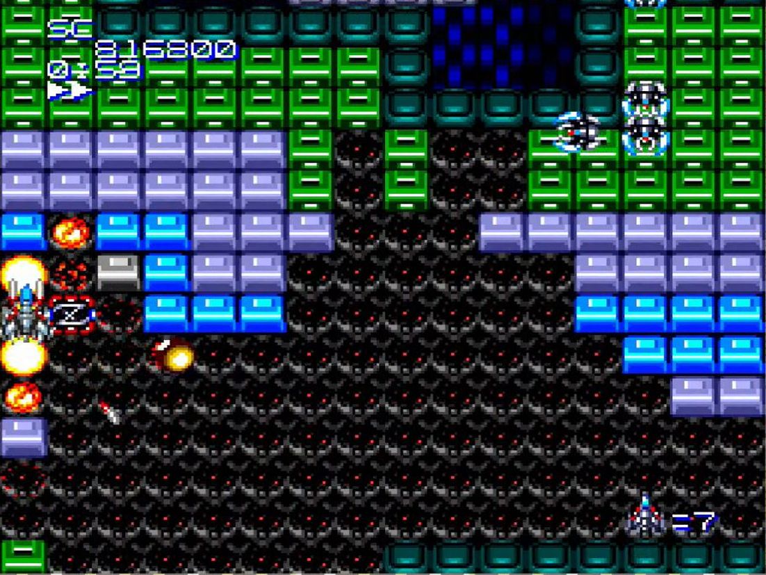 特定の地点を撃つと出現する隠れキャラ、「ゼグ」（※「Z」マークの地上物）を破壊するたびに高得点が入るのも前作と同じだ