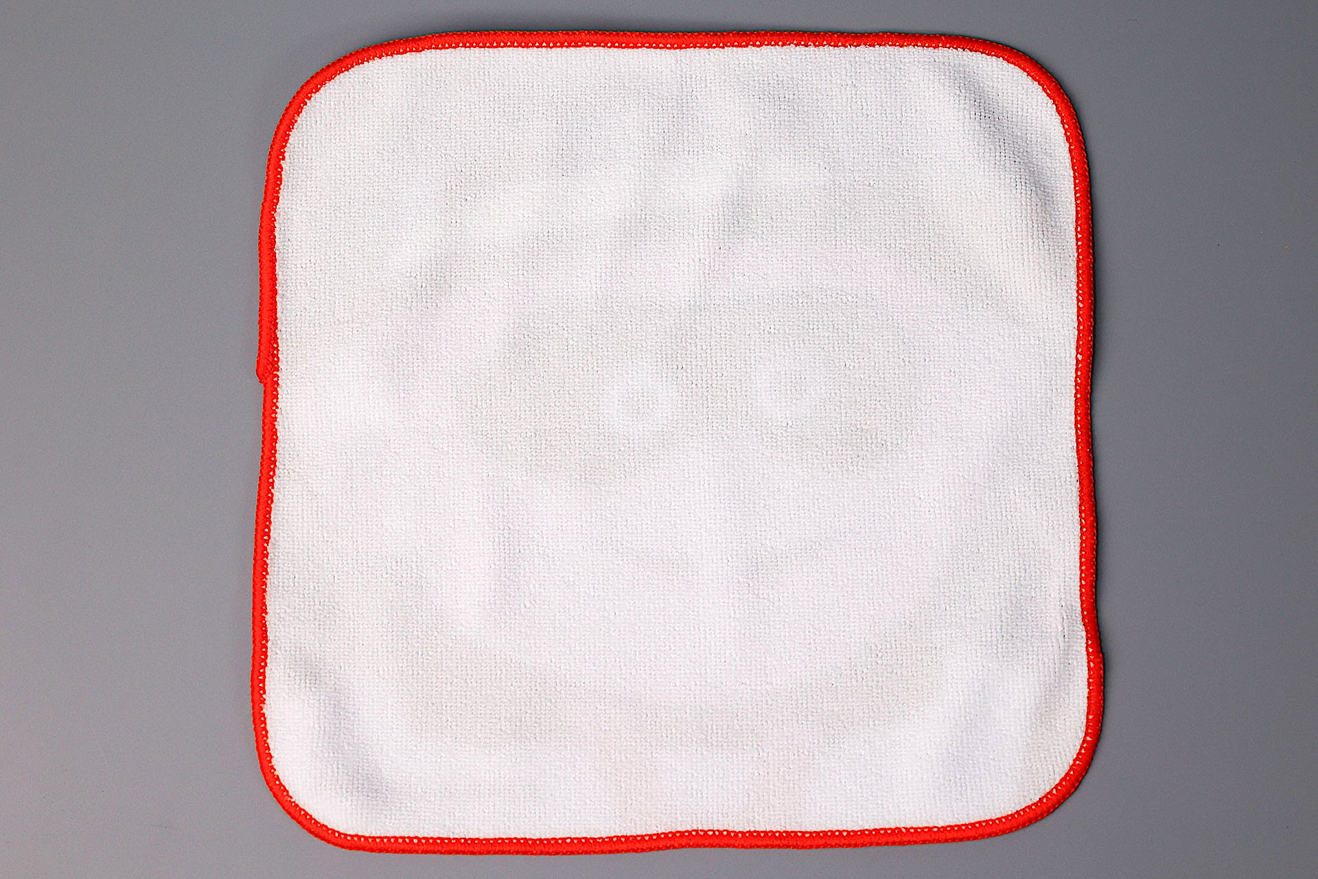 ハンバーグラーのタオルの裏面