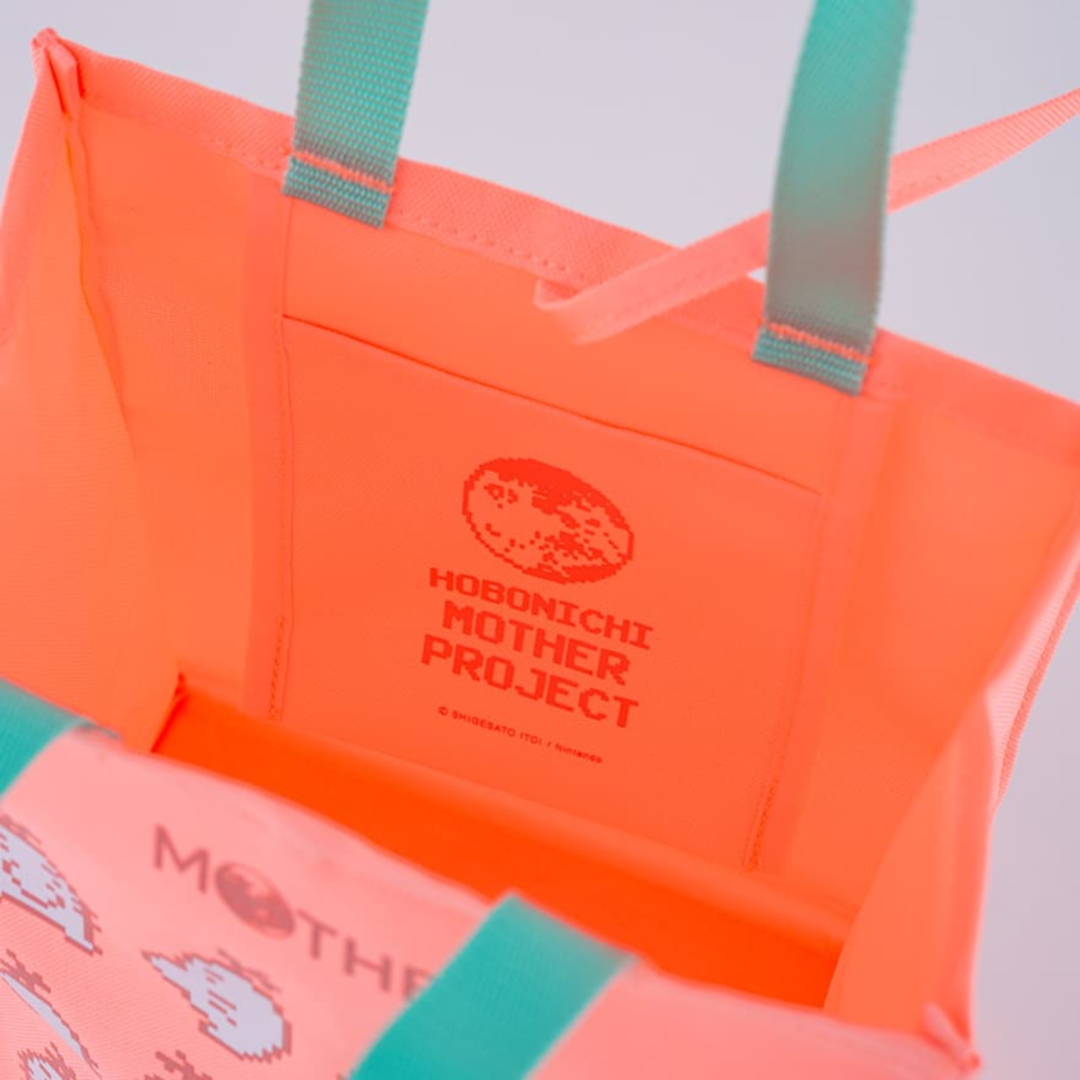 「スクエアトートミニ」価格：1,650円