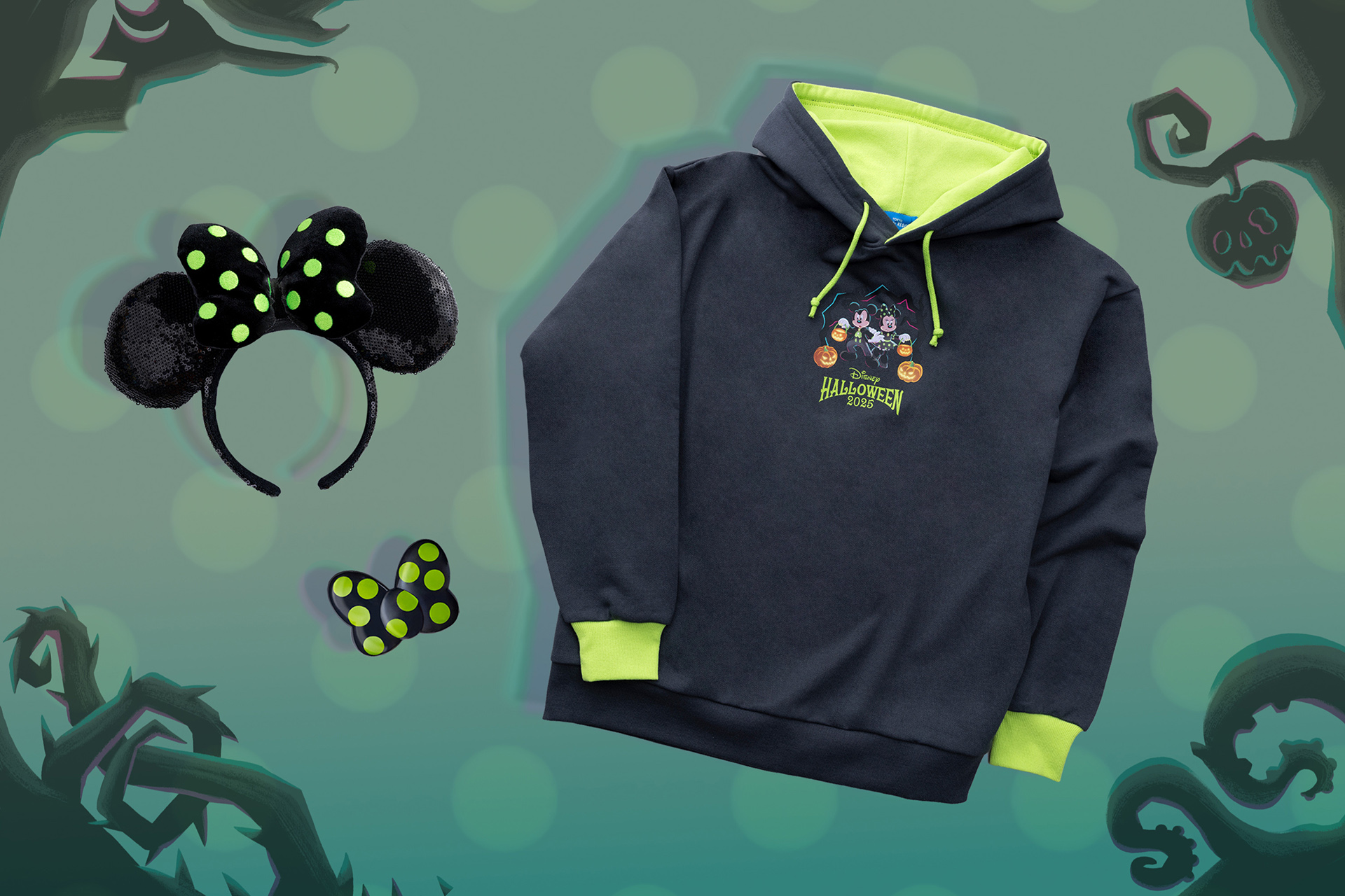 カチューシャ 2,400円/リボンクリップ 2,000円/パーカー 5,900円