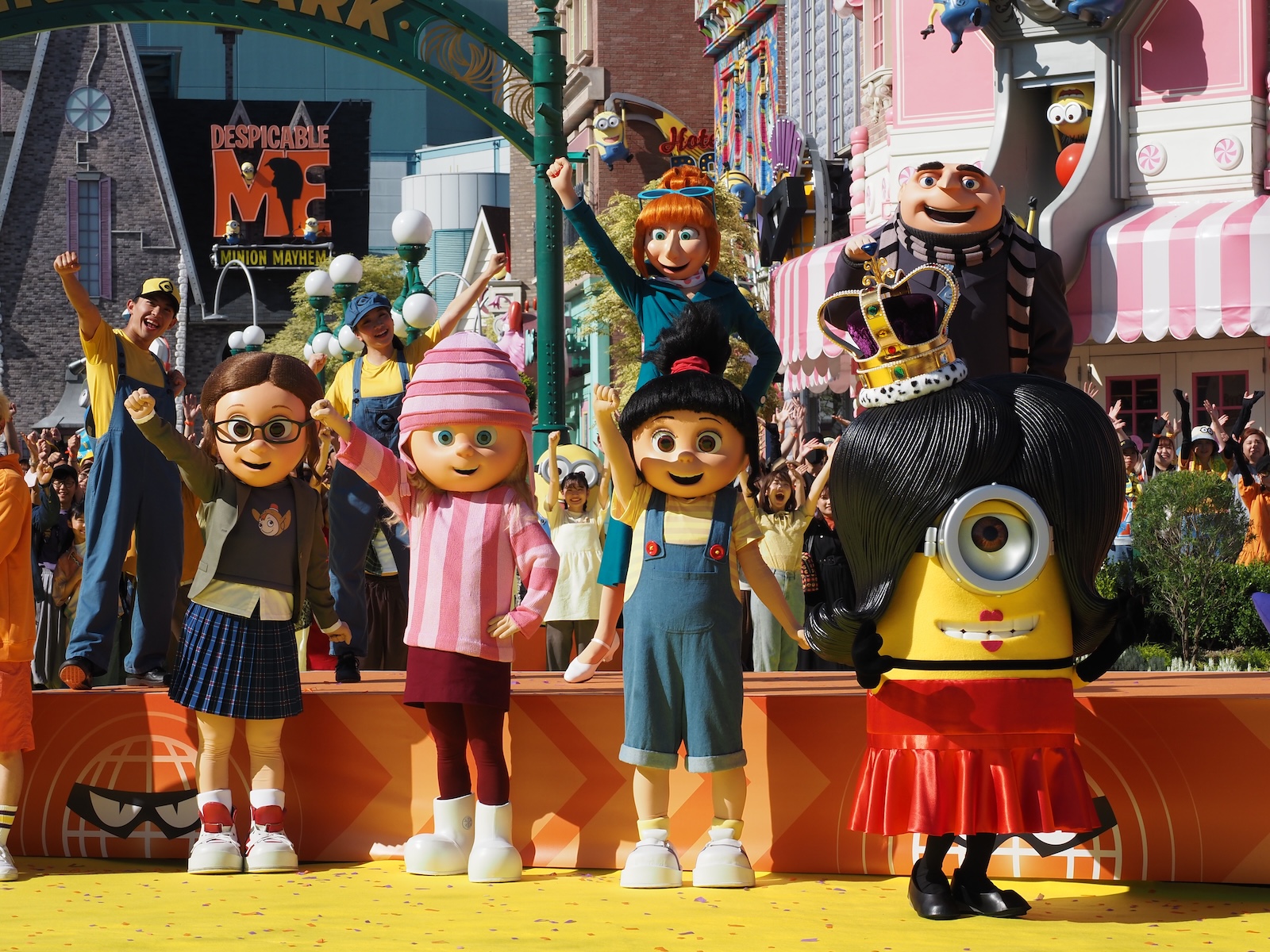 グルーファミリーもお祝いに来てくれた