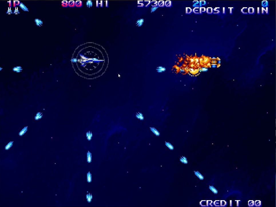 ノーマルショット、レーザー、リップルレーザーの状態で、それぞれバーストを発動したところ。いずれも絶大な威力を発揮する