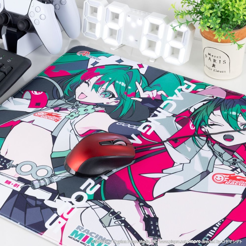 イラストが際立つマウスパッド