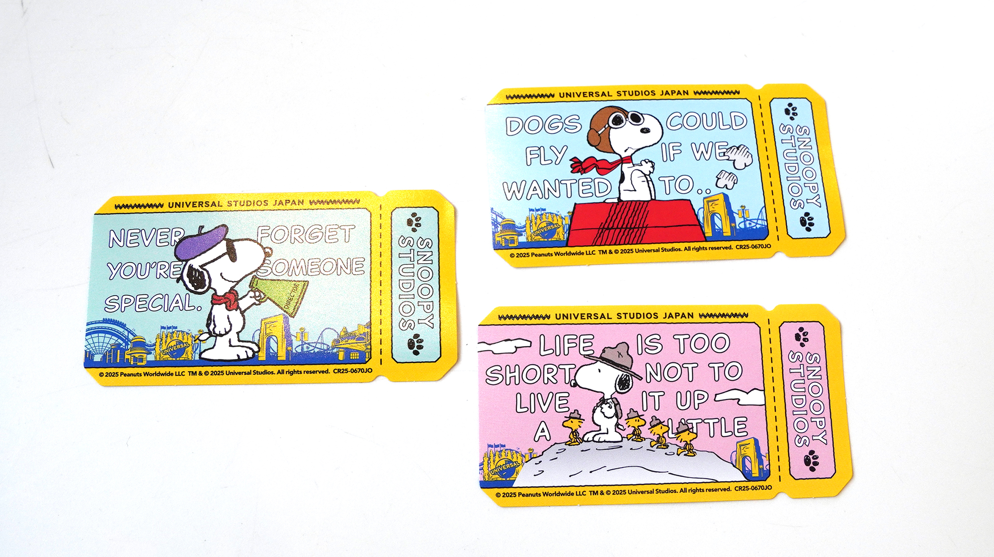 「超スヌーピー・フェスタ」のステッカー