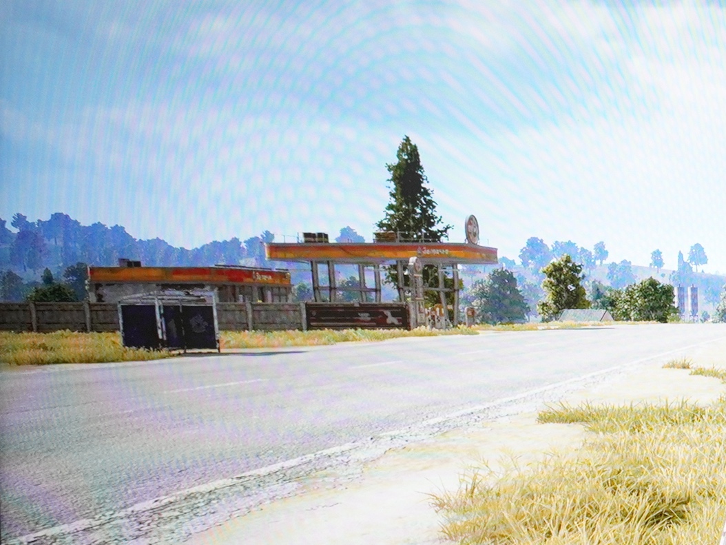 全体が明るく見渡しやすい映像となる