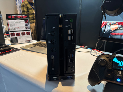 X68000 Z SUPER/XVI」モックアップ展示中！ 「BitSummit the