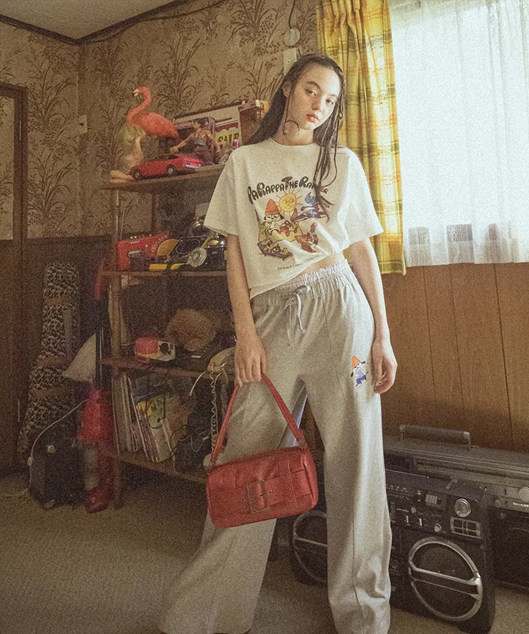 TOPS 4,990円、PANTS 5,990円