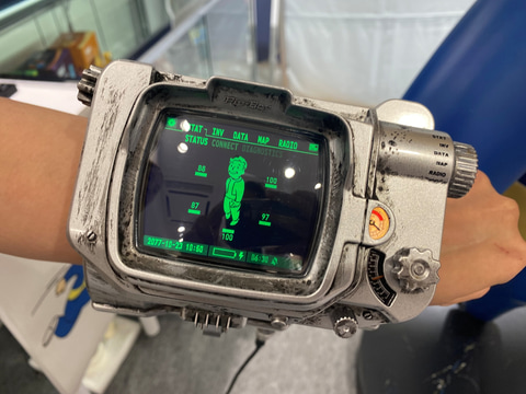 ドラマ「Fallout」公式 ピップボーイ 新品未開封 ドラマ版「Fallout」のPip-Boyレプリカ販売中！ ボルトボーイ