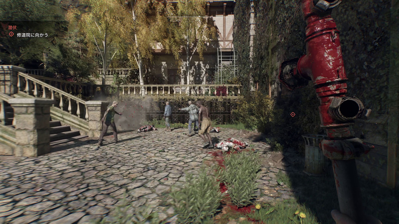 デコイによる攪乱や、炎を使ってゾンビを炎上させるなど、戦い方の幅は広い