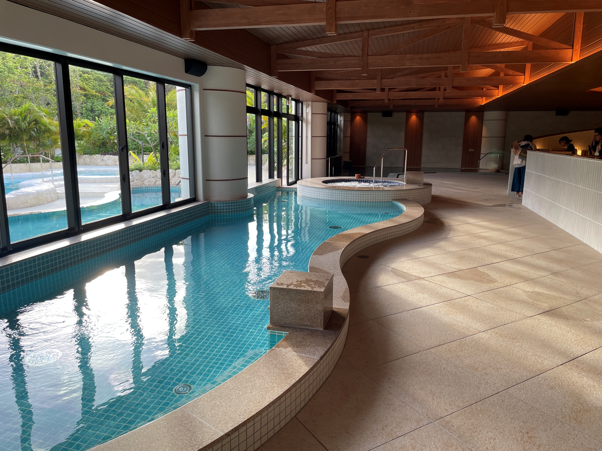 スパ ジャングリア