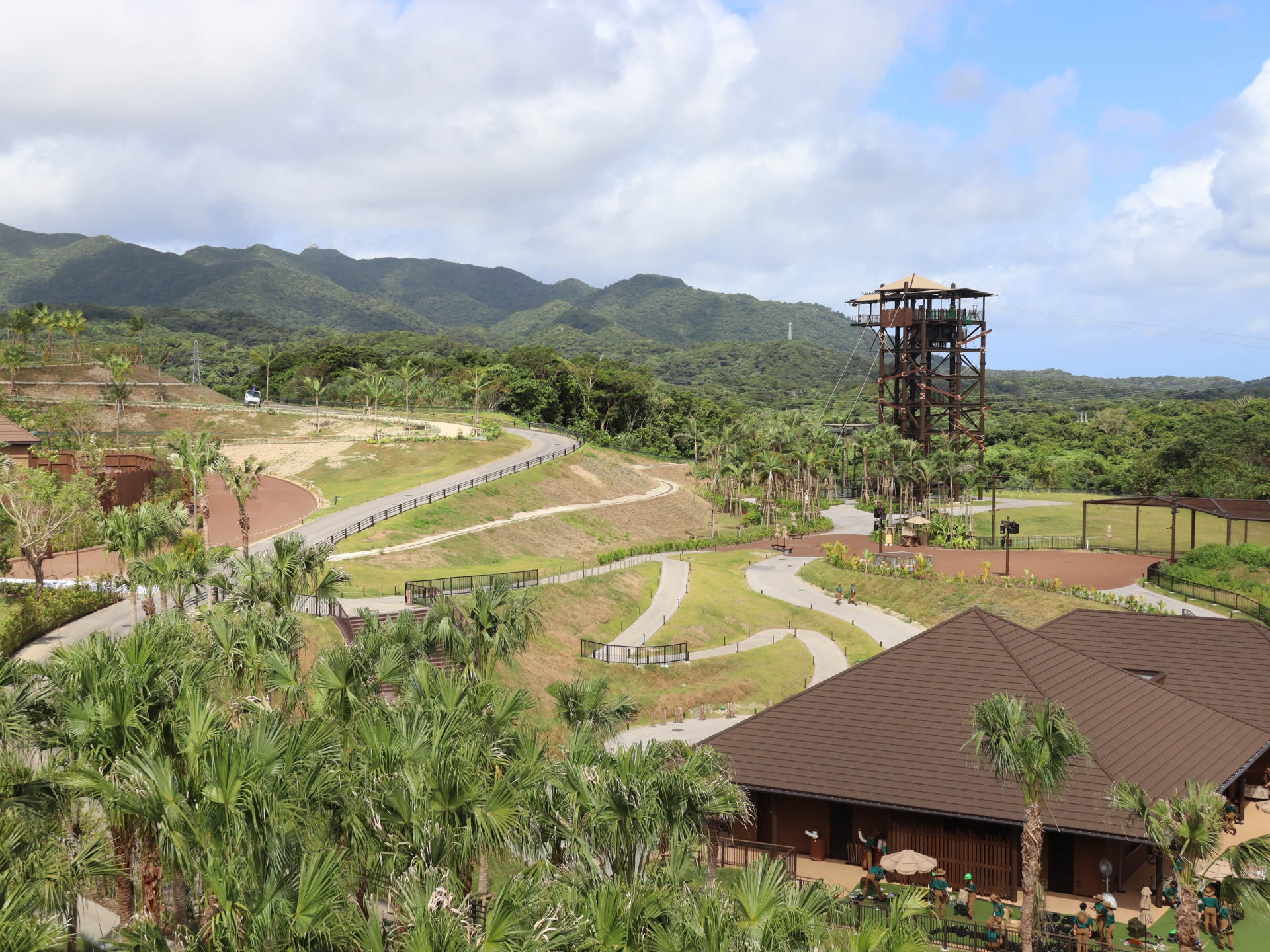 入口先のテラスから見える景色