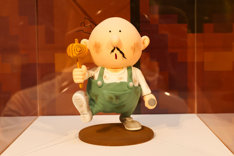 MOTHER フィギュア MOTHER』説明書や攻略本でおなじみの粘土フィギュア180点すべて