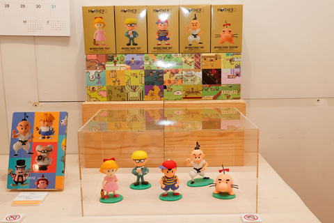MOTHER 2 コレクションフィギュア 4体セット　開封品　Nintendo MOTHER2 ミニフィギュアコレクション 4体セット - メルカリ
