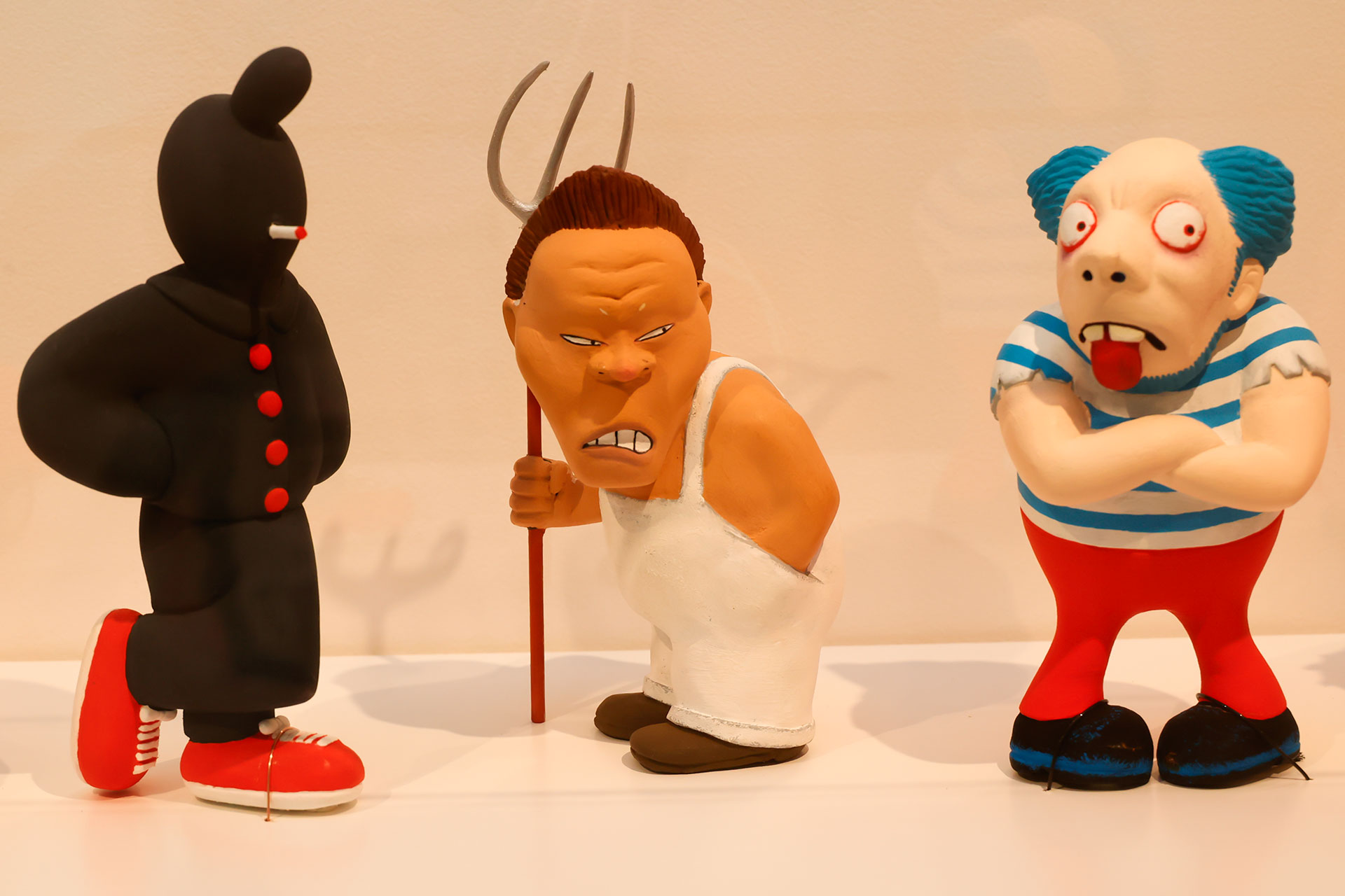 写真左から、ブラブラだん、おじさん、だっそうはん