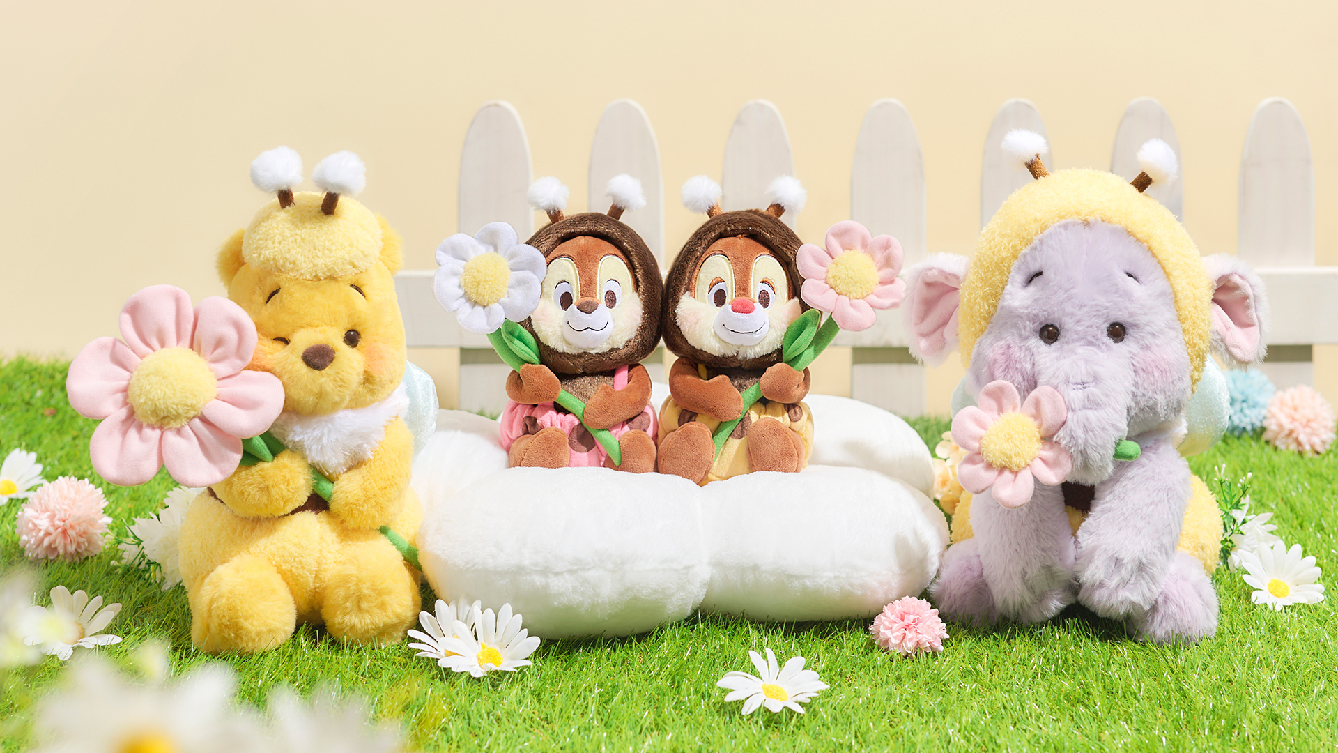 うるぽちゃちゃん ぬいぐるみ ＜プーさん ミツバチ＞　1,600円