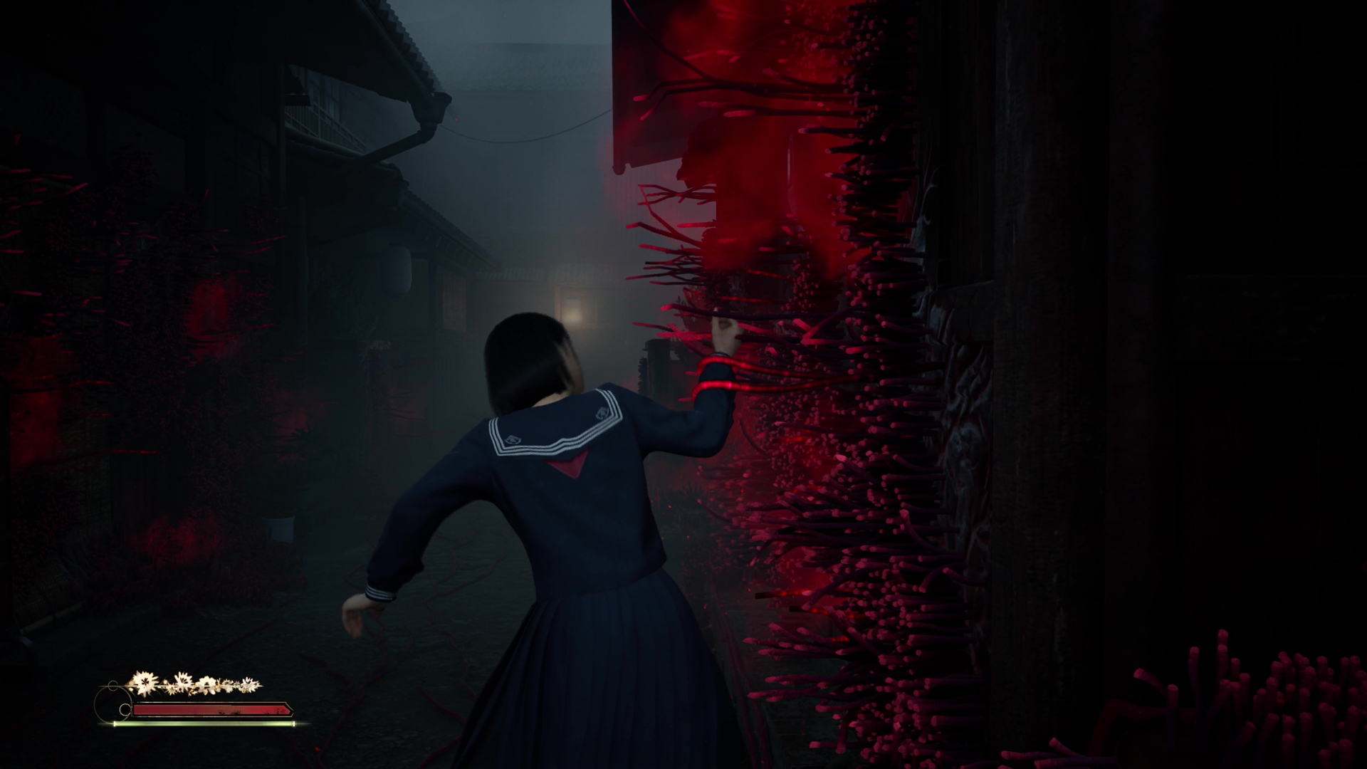 何の前触れもなく、町に起こった異変に巻き込まれてしまう雛子たち