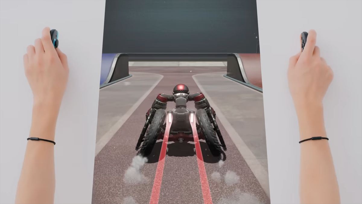 ※手元画像はトレーラー映像より引用（以下、同）