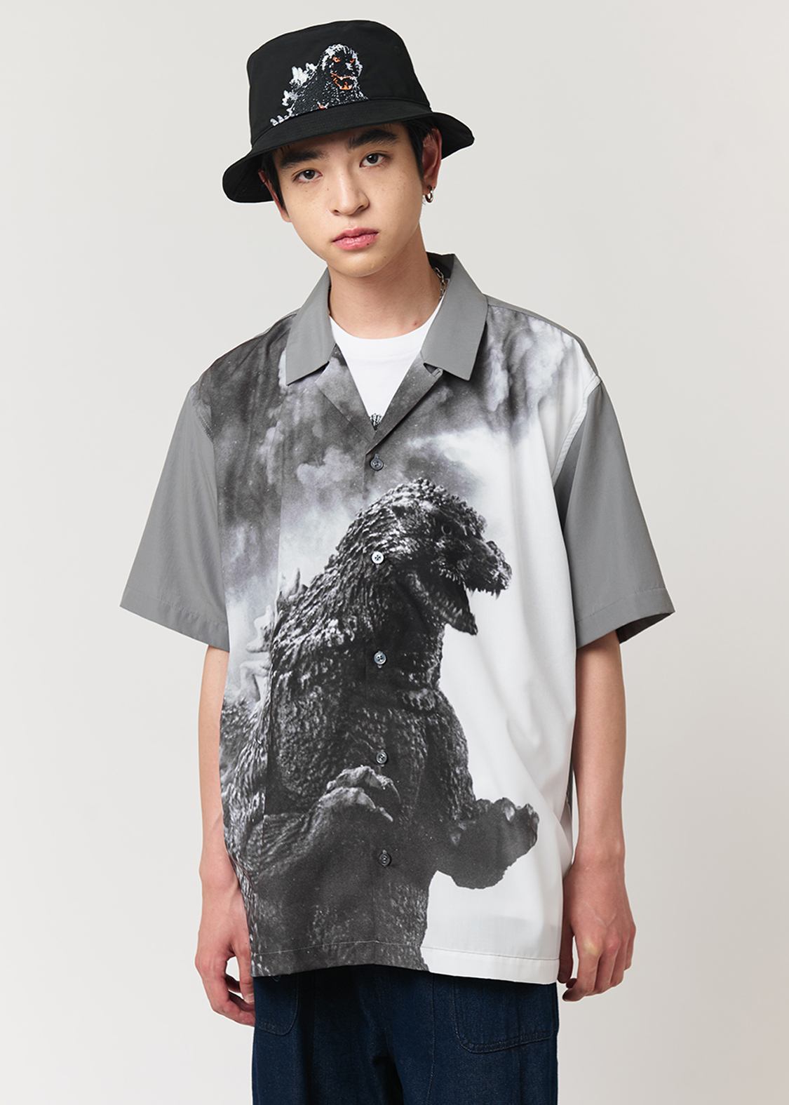 ゴジラ｜ビッグシルエットオープンカラーシャツ（価格：6,900円）
