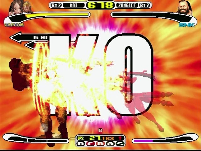 炎に包まれつつ相手に突進する