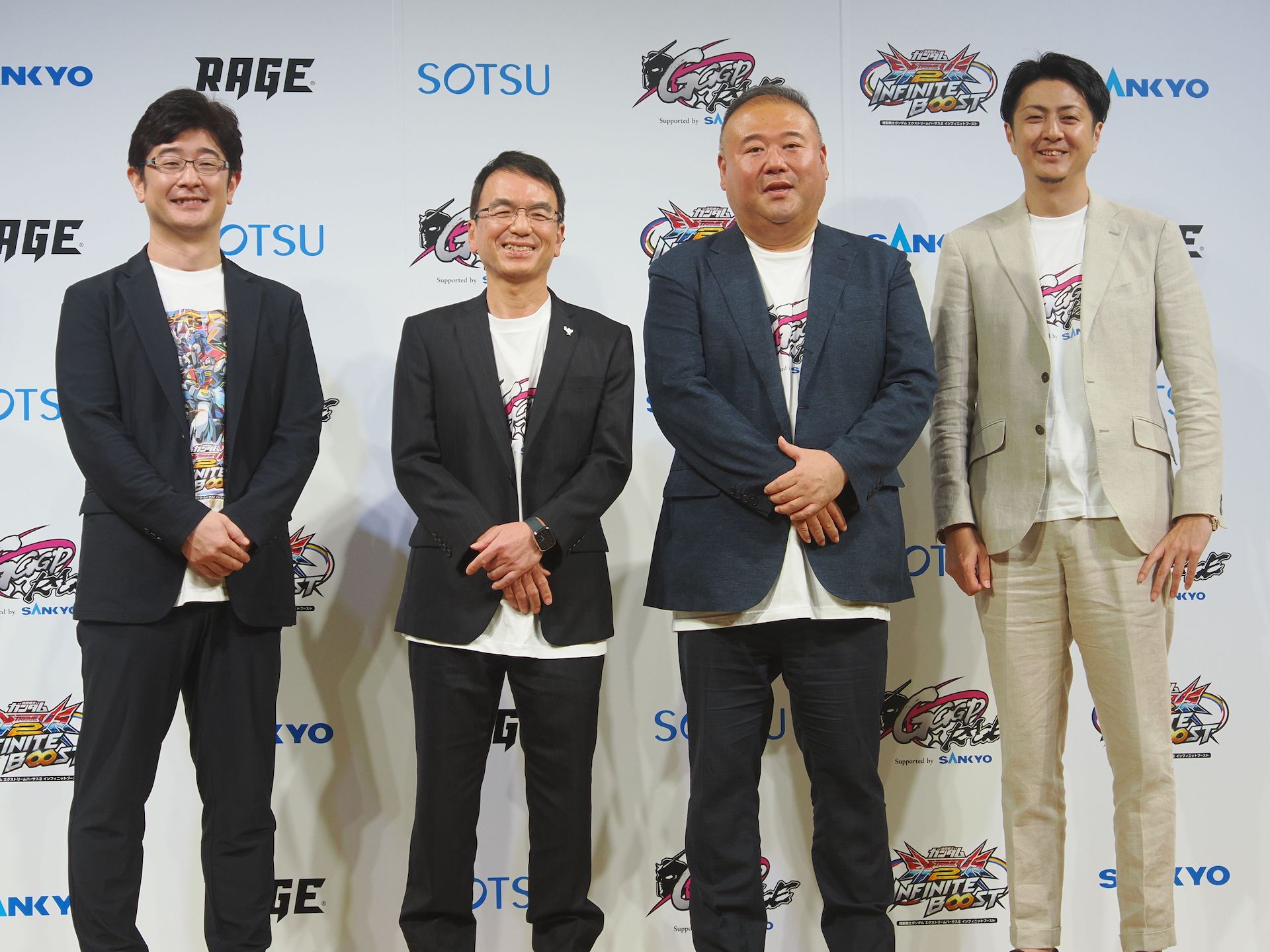 左からバンダイナムコエクスペリエンス ゼネラルマネージャー 田宮幸春氏、三共（SANKYO） 専務執行役員 東郷裕二氏、創通 常務取締役 田村烈氏、CyberZ 執行役員 大友真吾氏