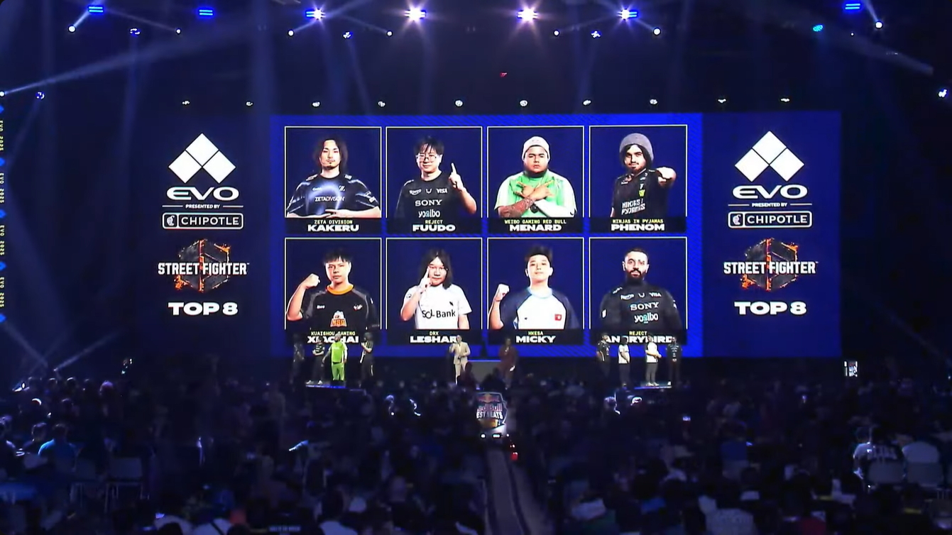 TOP8の選手入場。Winnersに日本人選手の翔選手とふ～ど選手が残ったが……