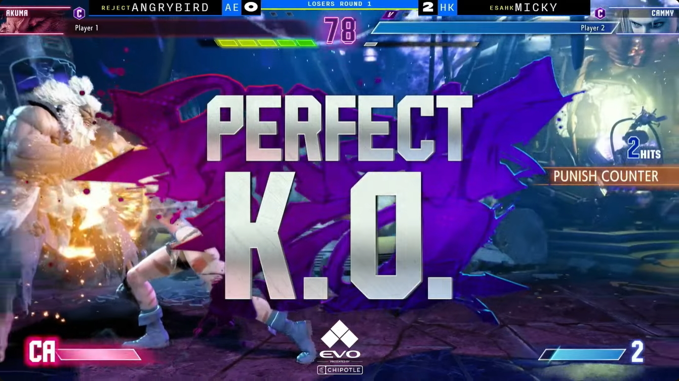 Micky選手とAngryBird選手の対決は、ここまで多くの日本人選手を倒してきたAngryBird選手に対して、Micky選手がまさかの3-0ストレート勝利を見せて解説陣を驚愕させた。ここでもらお氏が「でも相手はAngry Birdですよ」の声に対してストーム久保氏の「でもMickyですよ」の返しが最高だった