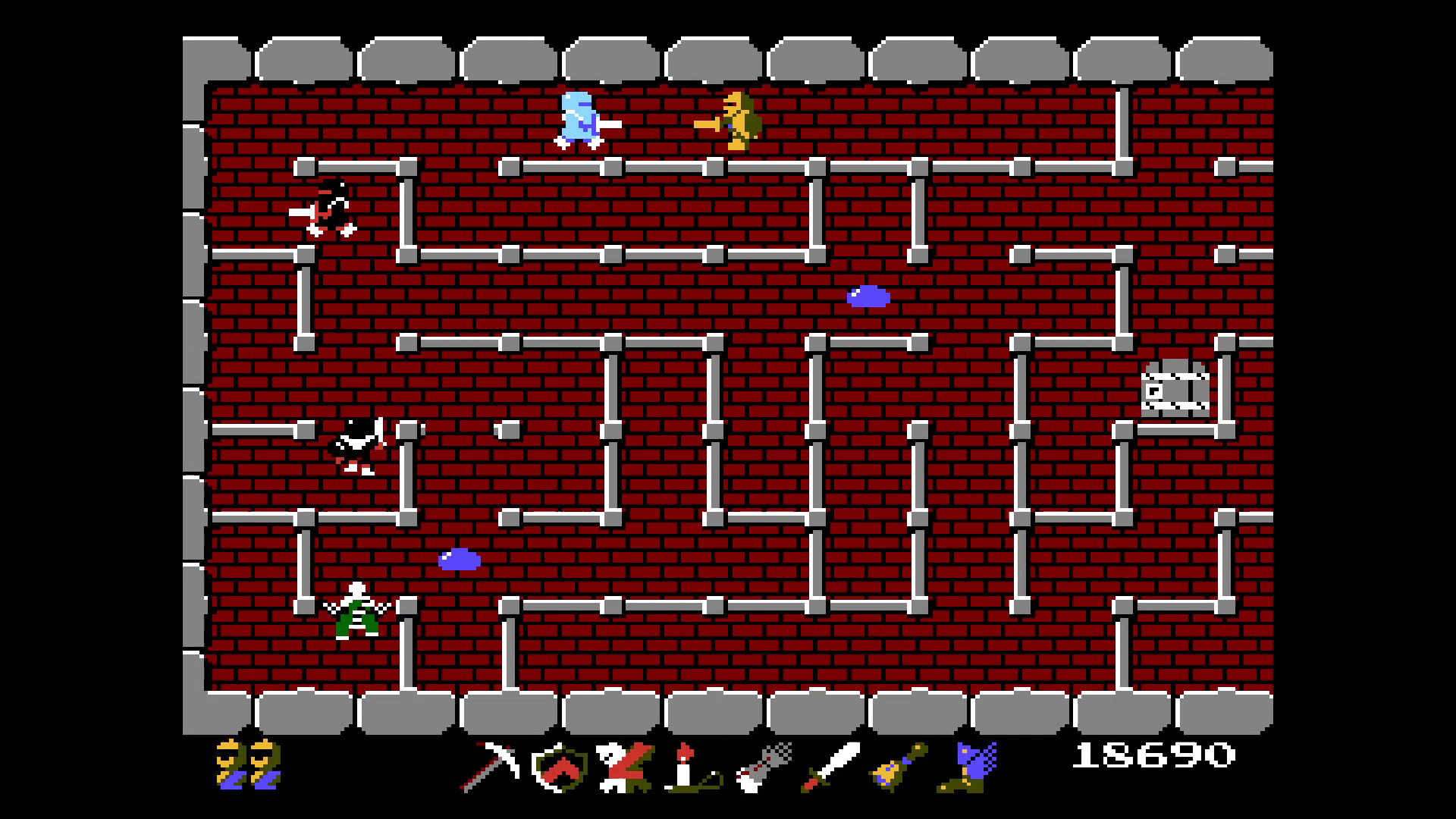 剣や防具を取ることでギルの攻撃力や体力が上がっていく。取った宝の一部は画面下に表示されている