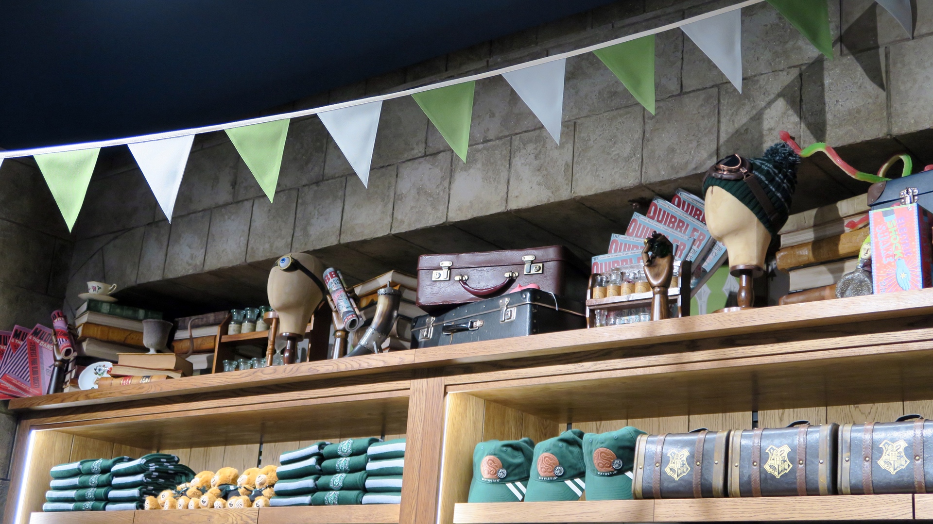 装飾などはどれも映画で見たものがそのまま現実に飛び出てきたかのよう