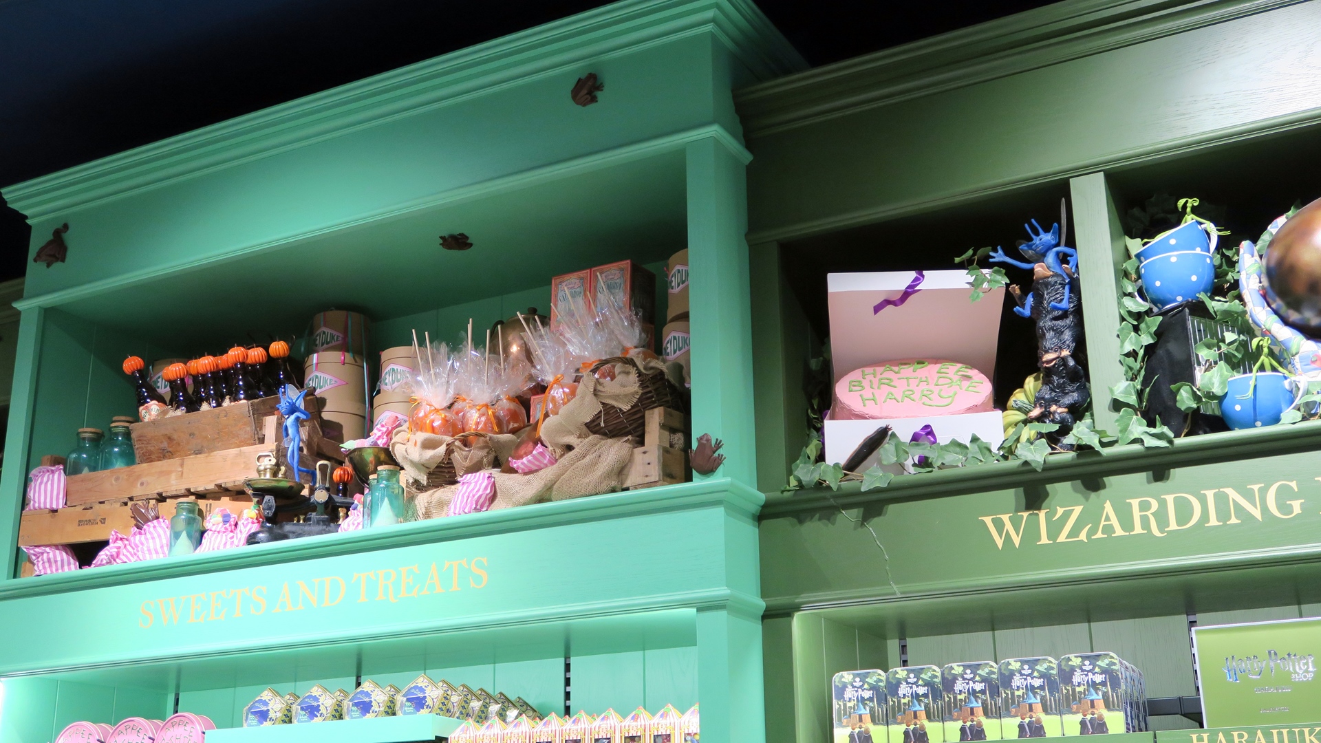 装飾などはどれも映画で見たものがそのまま現実に飛び出てきたかのよう