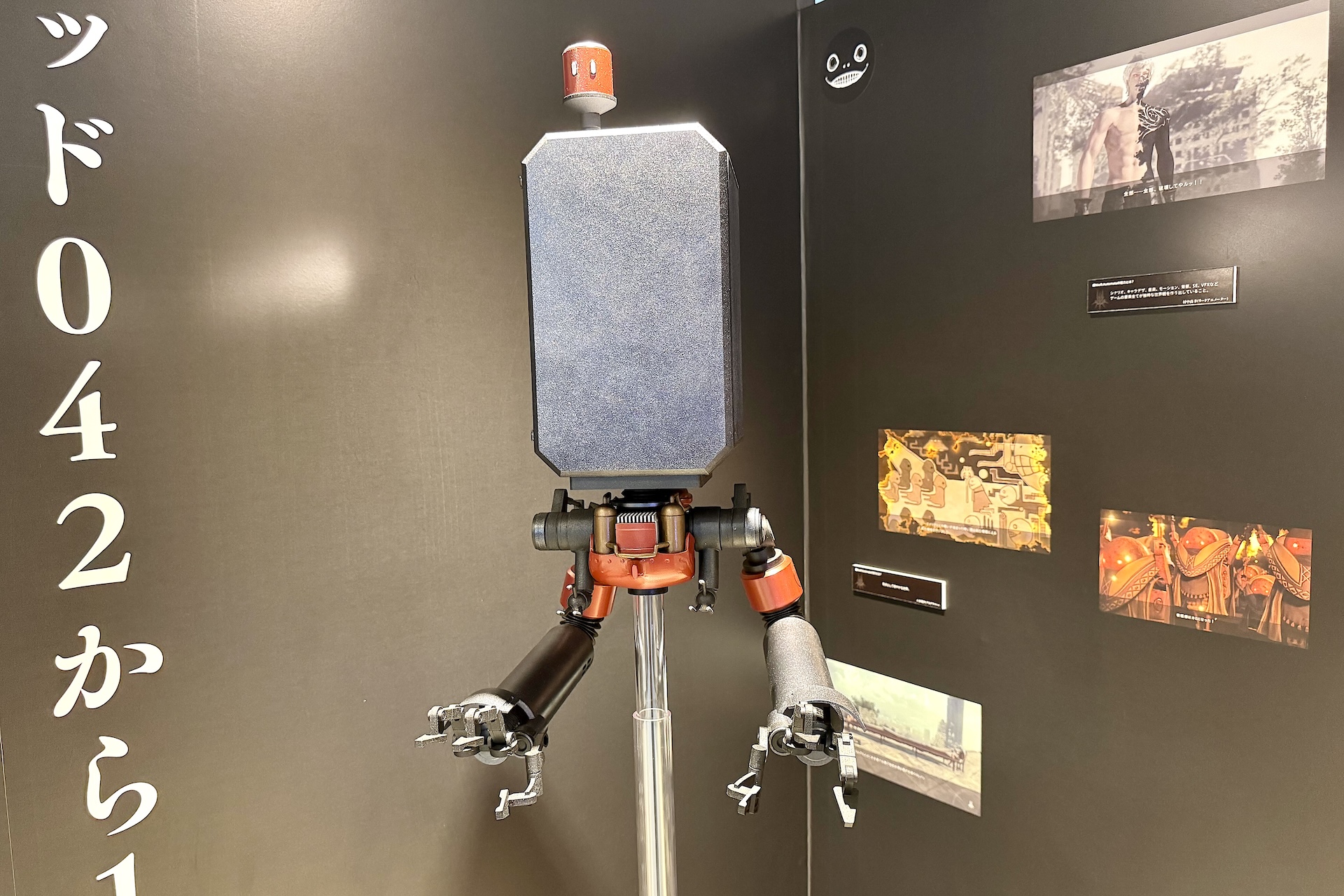 「オートマタ」ではおなじみのポッドも登場