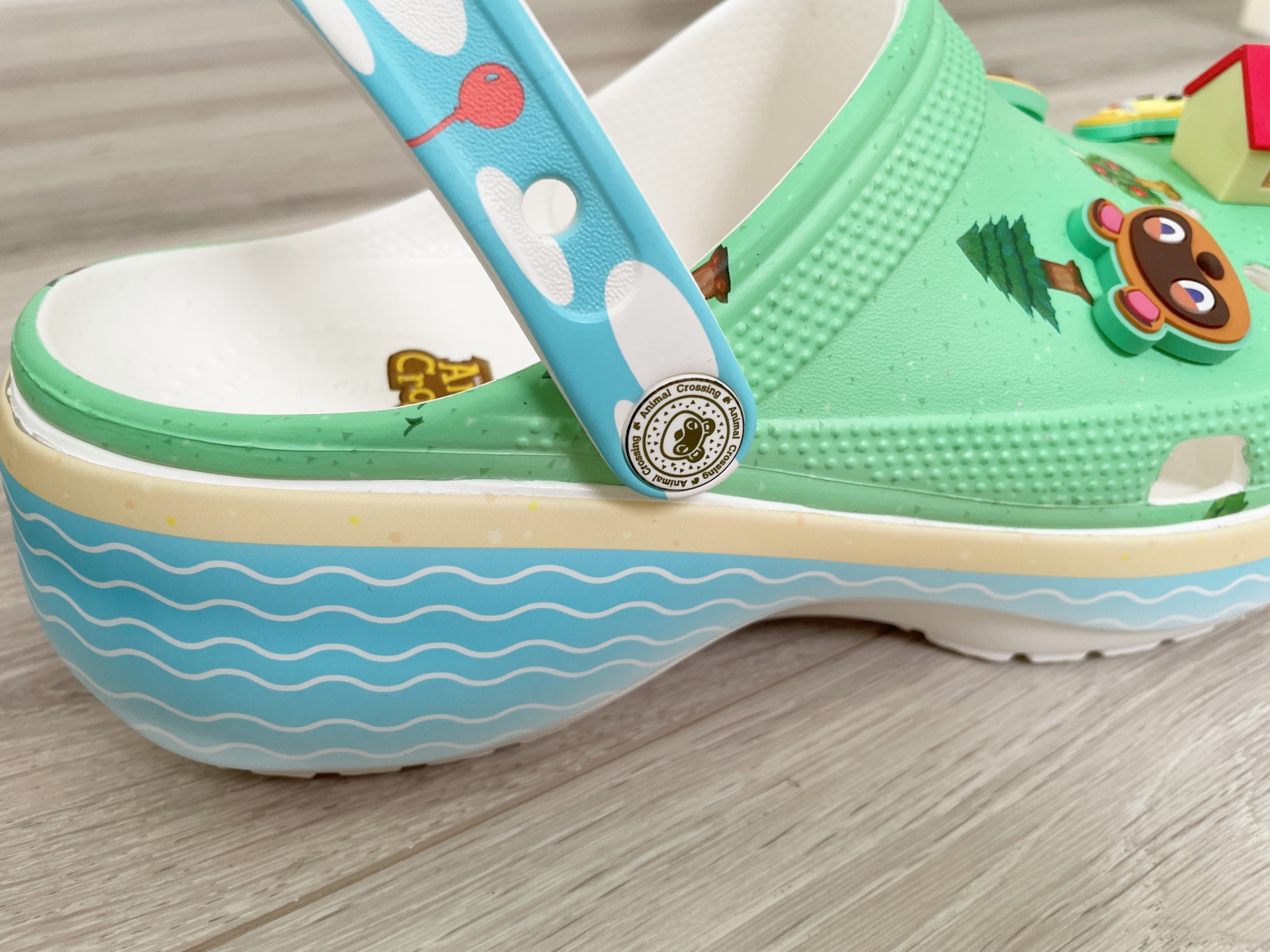 ジビッツ チャームが何よりかわいい。特に家が超立体的で、攻めたデザインとなっている