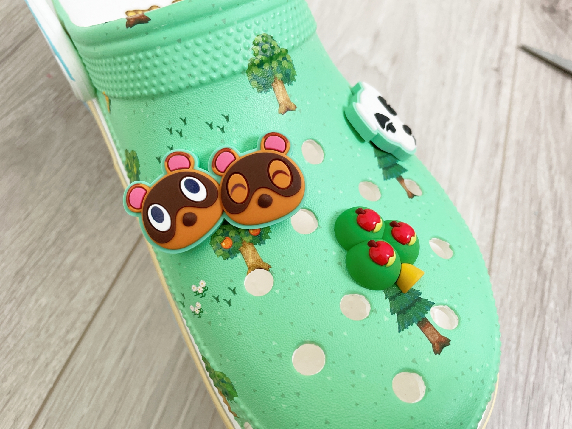 ジビッツ チャームが何よりかわいい。特に家が超立体的で、攻めたデザインとなっている