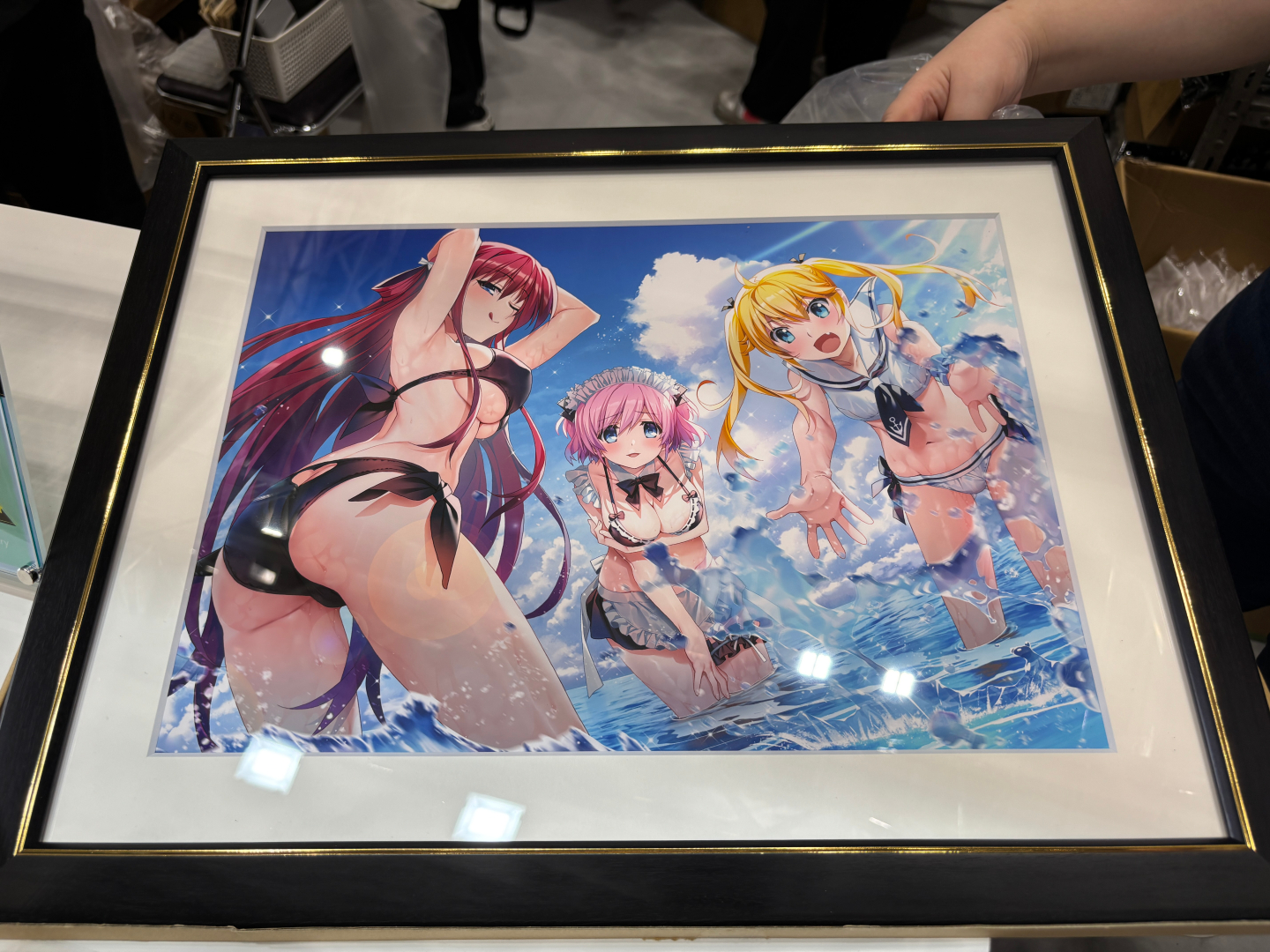 「グリザイア」の高精細ファインアートは33,000円と値が張る商品だが、実物はなかなかの迫力！