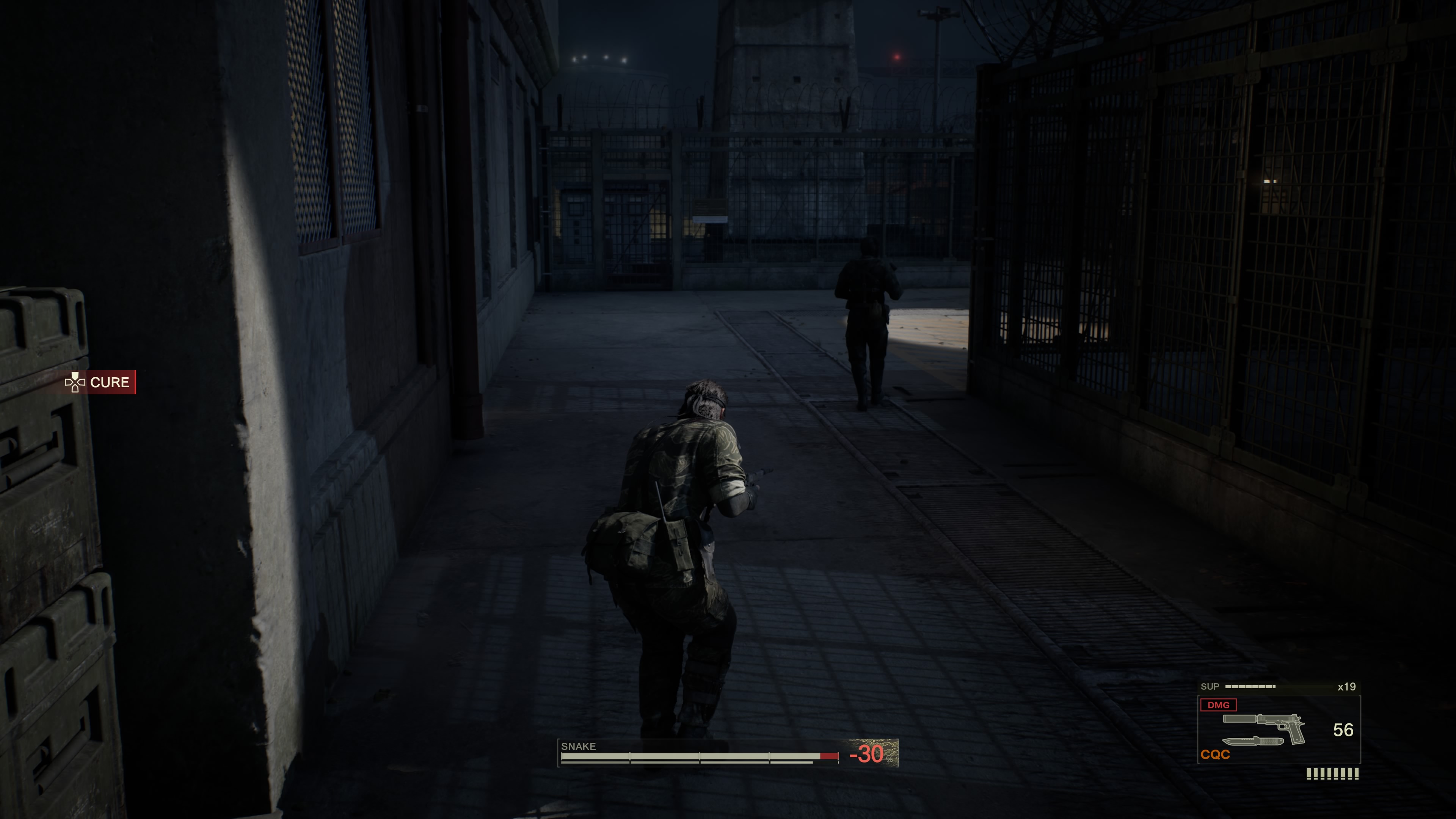 特に嬉しいしゃがみ移動。敵兵に近づく際に頻繁に使用する