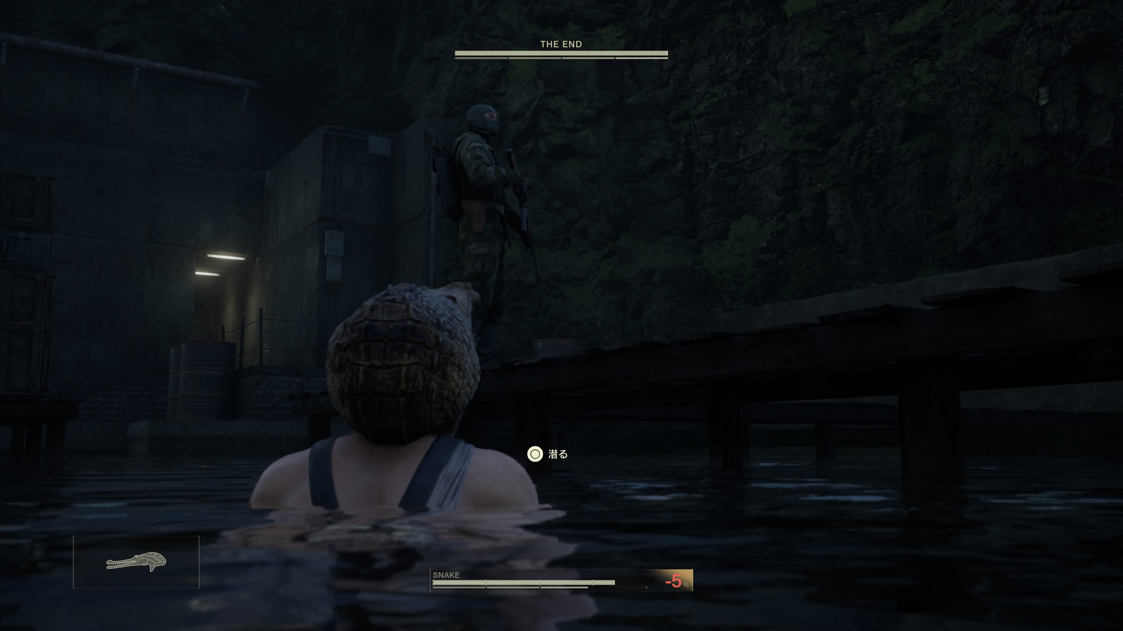 ワニキャップを被って水面から顔を出すと敵を欺ける。ジョークのような攻略法だが、潜入捜査の緊張感をいい具合に緩和してくれる