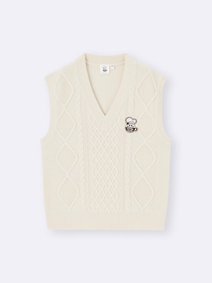 「ケーブルニットベスト Kirby」価格：2,290円