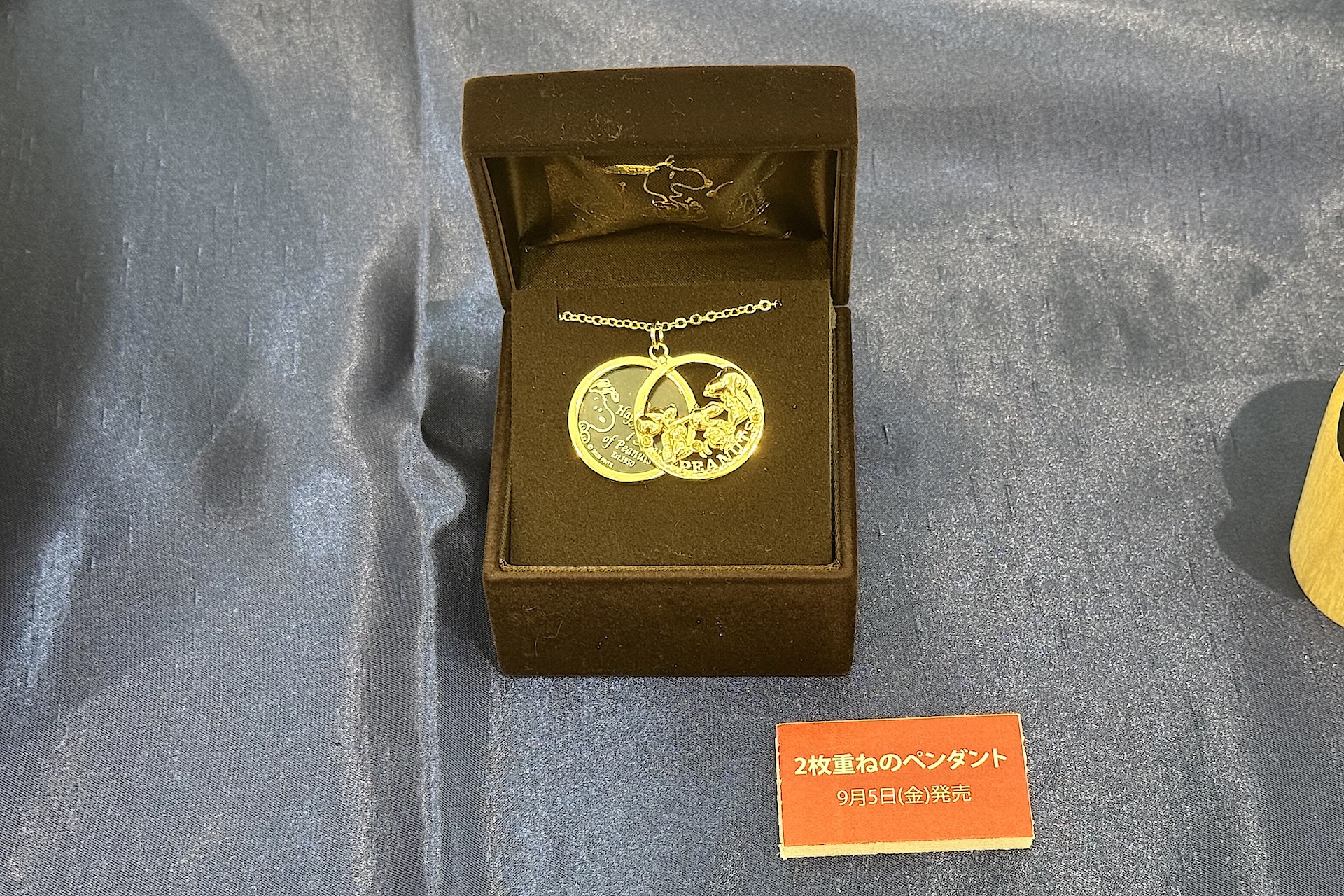 ベルメゾンで取り扱いのある今回のおせちに関連するキャラクターグッズも展示されていた