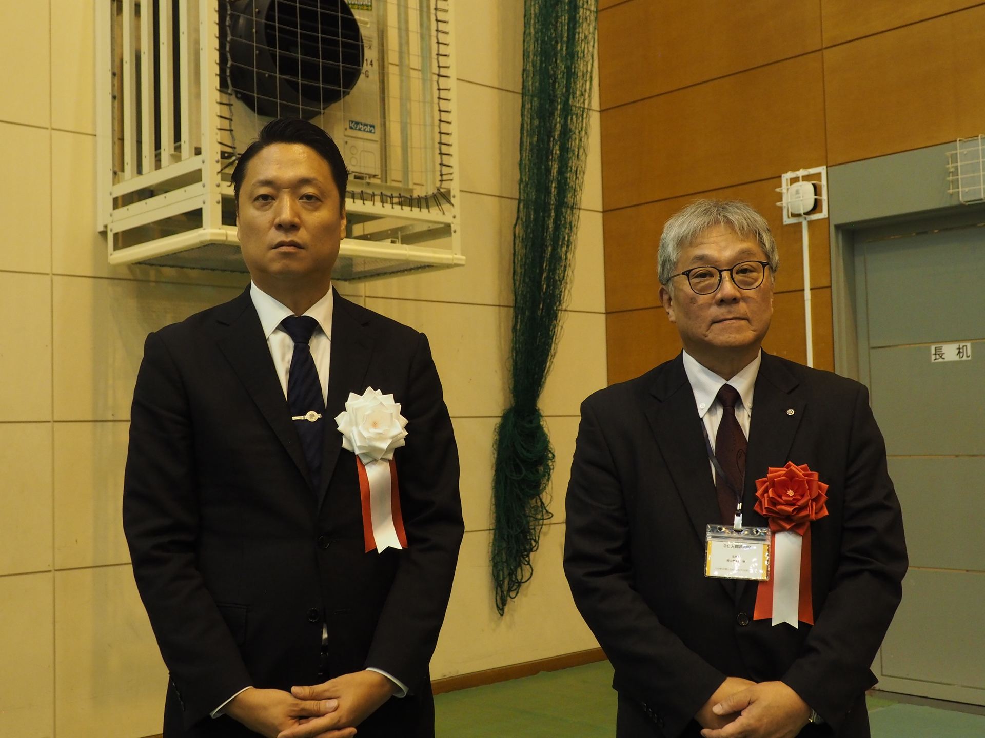 左がハイレゾ代表取締役の志倉喜幸氏、右が玄海町長の脇山伸太郎氏