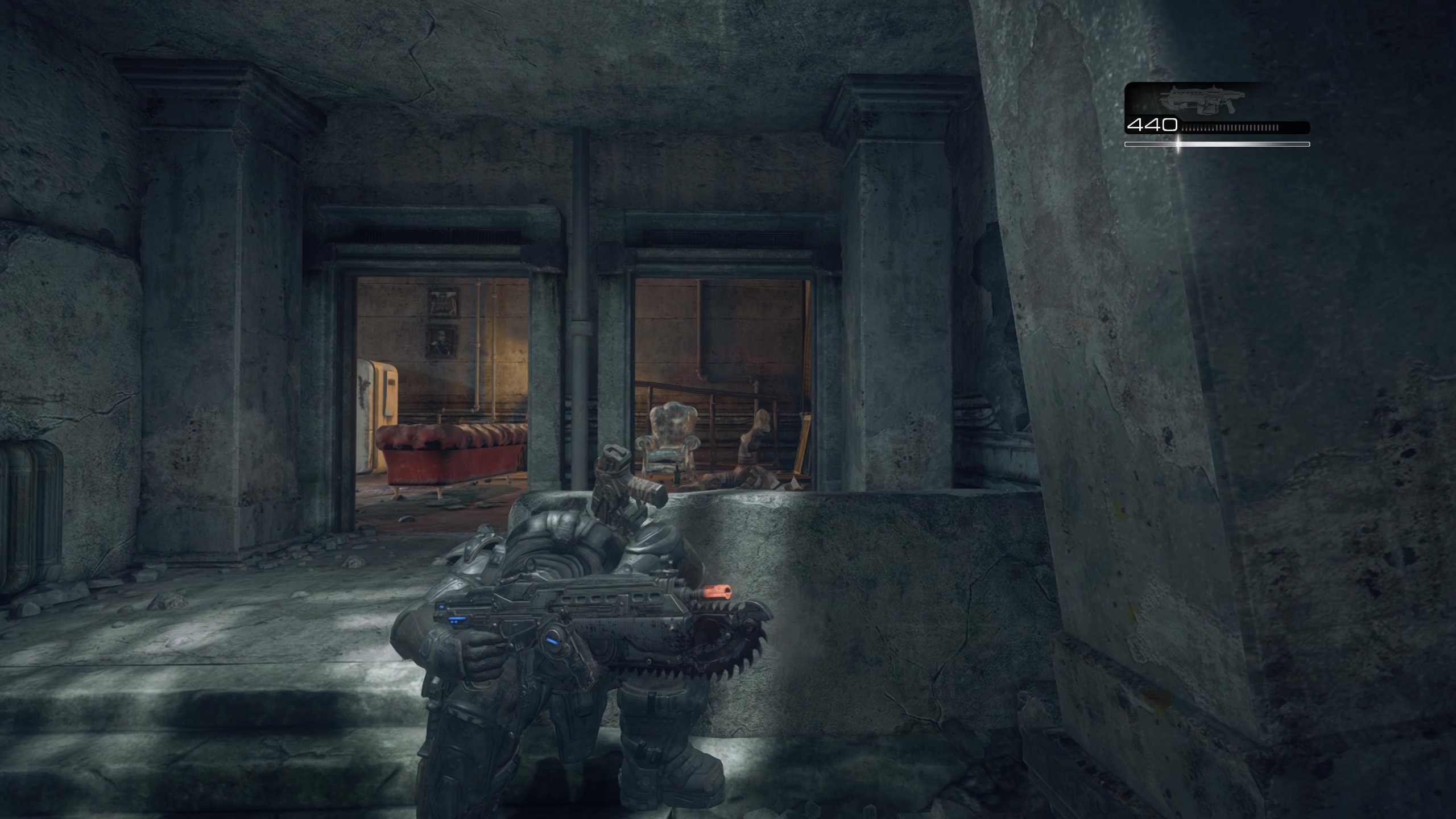 白い縦棒が左から右へスライドする際、縦棒が白の範囲内と重なったタイミングよくリロードを押すと、アクティブ・リロードが可能